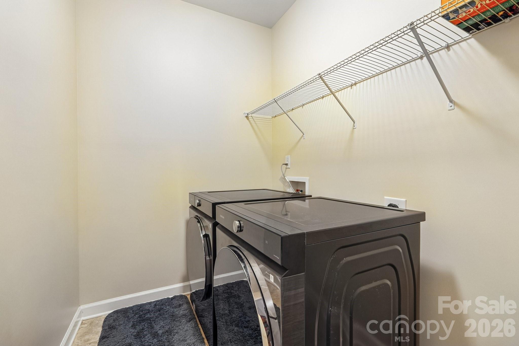 8337 Breton Way Property Photo 26