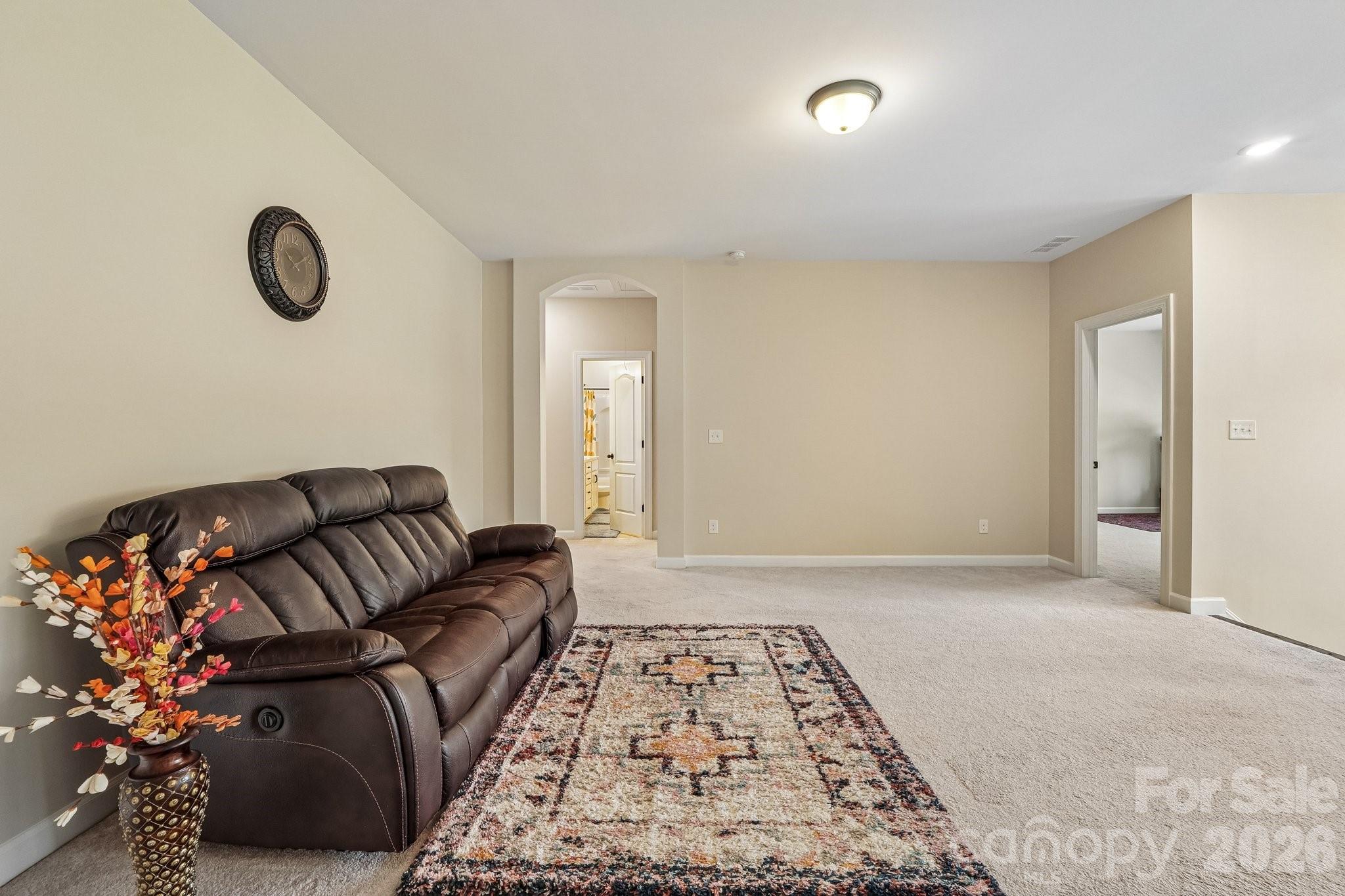 8337 Breton Way Property Photo 28