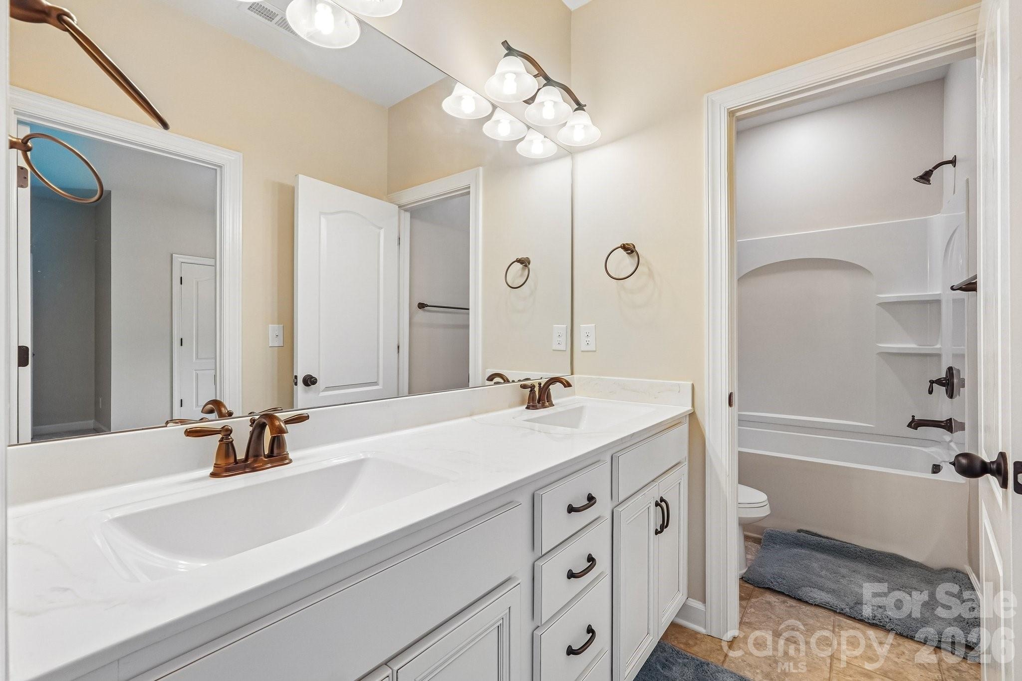 8337 Breton Way Property Photo 31