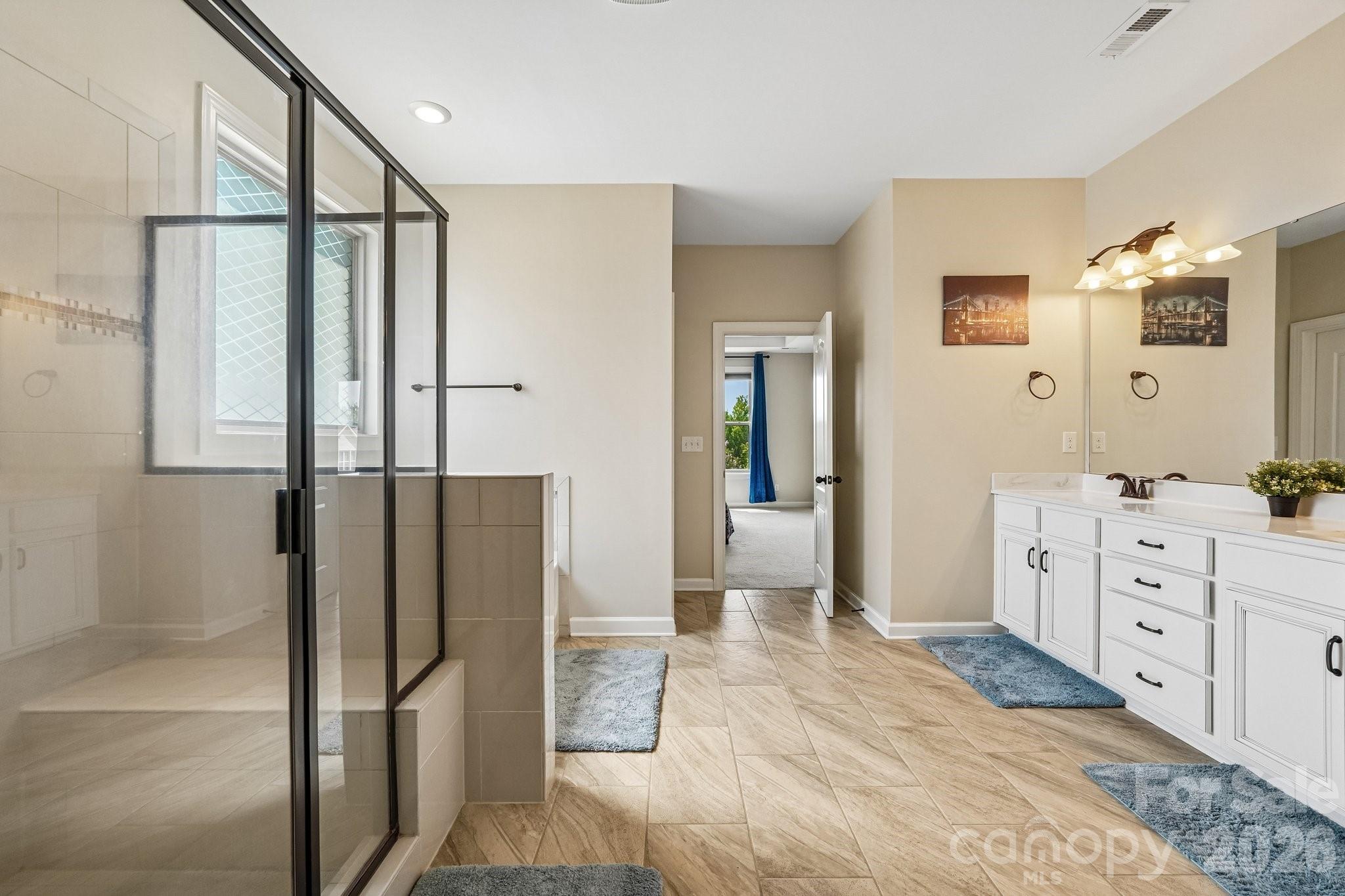 8337 Breton Way Property Photo 37