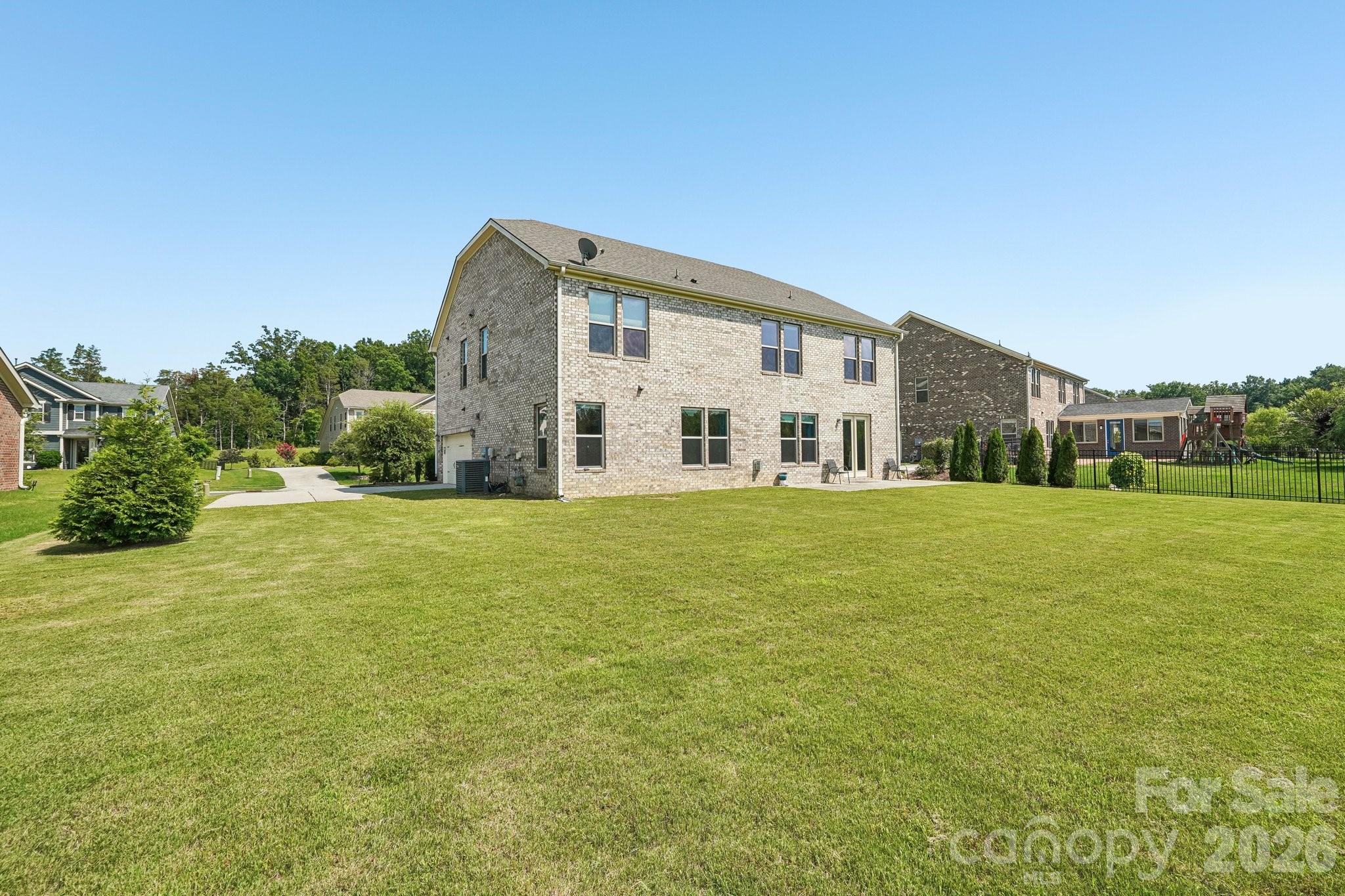 8337 Breton Way Property Photo 42