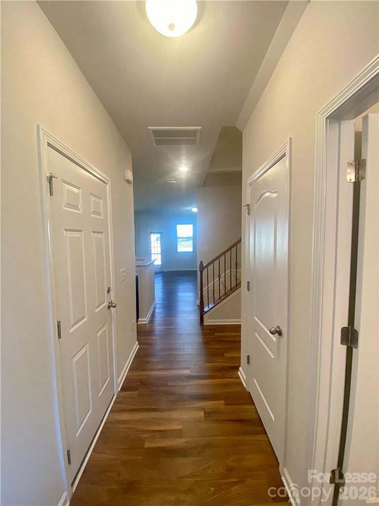 2616 Winter Thistle Way Property Photo 3