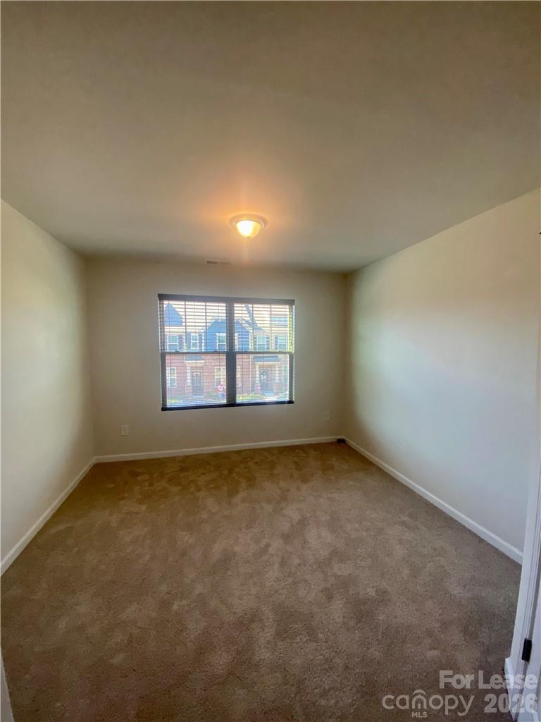 2616 Winter Thistle Way Property Photo 27