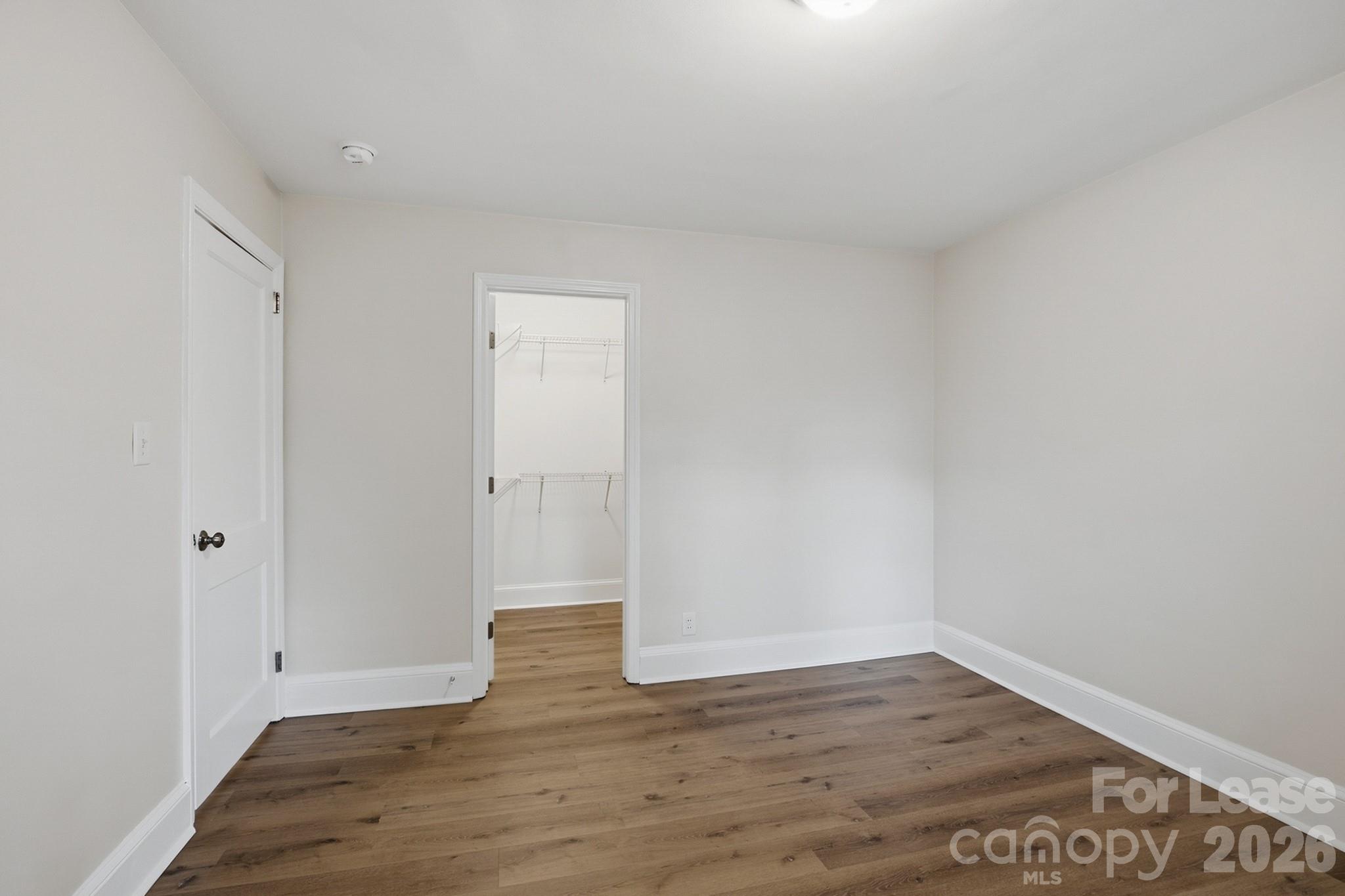 3101 Selwyn Avenue Property Photo 9