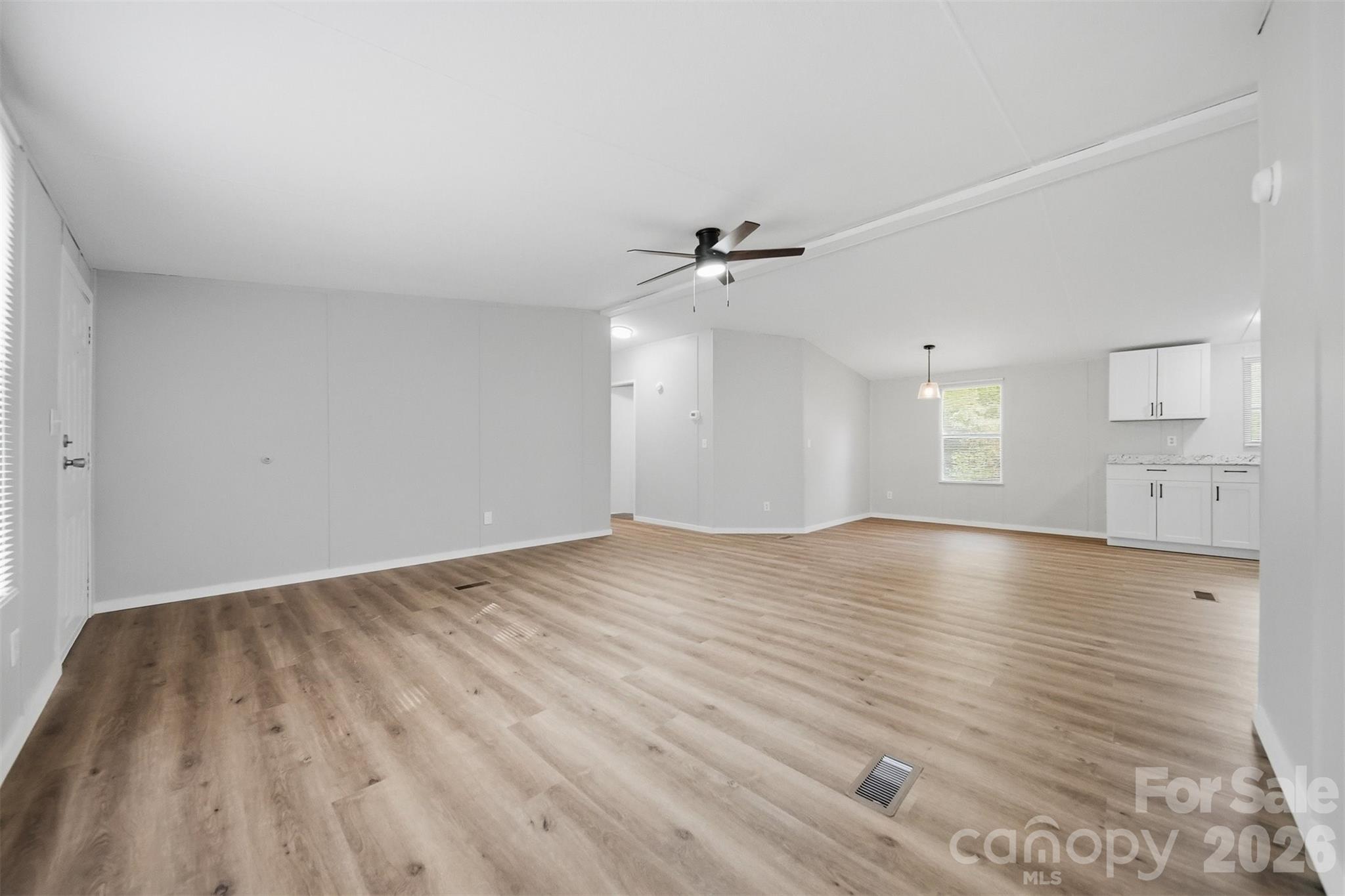 2691 Green Haven Circle Property Photo 8