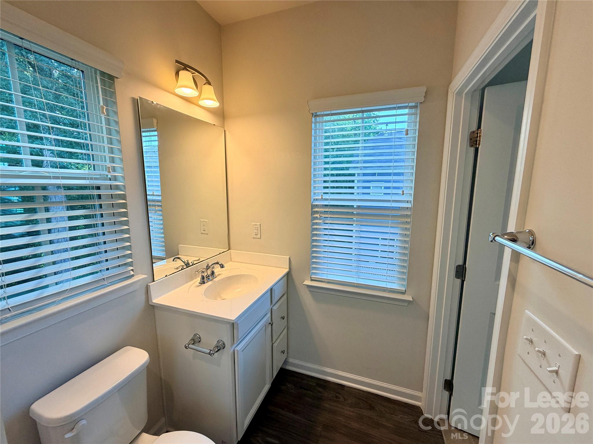 1214 Ashbury Street Property Photo 21