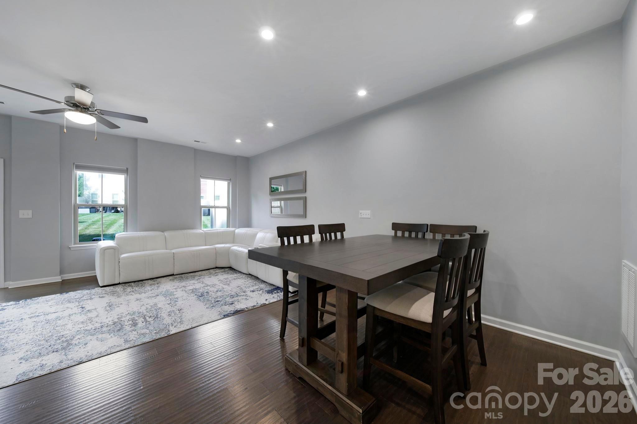 502 Park Meadows Drive 1009-c Property Photo 6