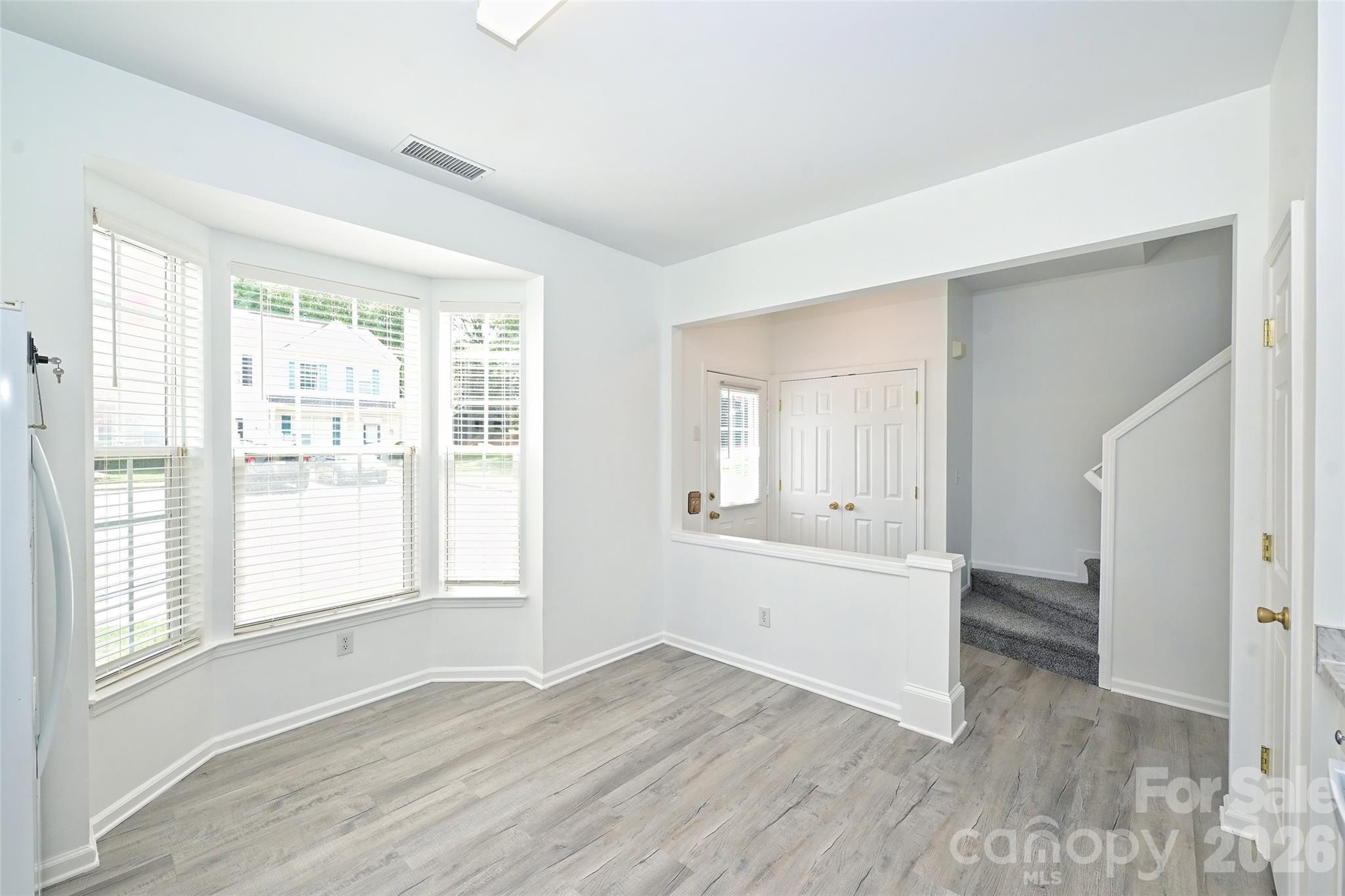 3160 Mannington Drive Property Photo 7