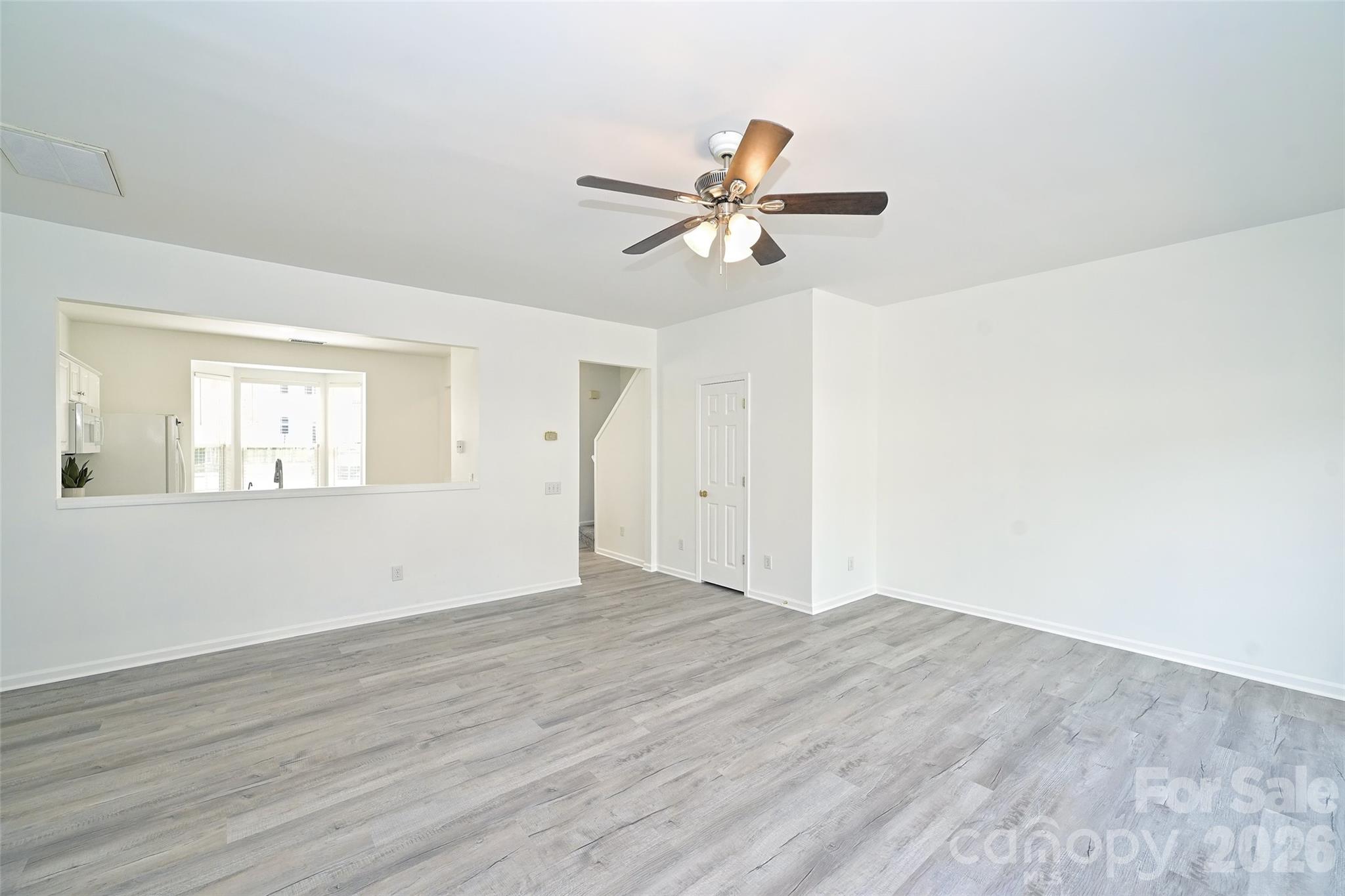 3160 Mannington Drive Property Photo 8
