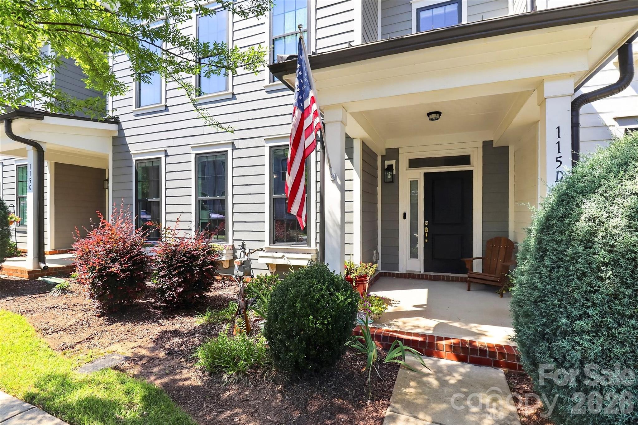 115 Mint Avenue D Property Photo 2