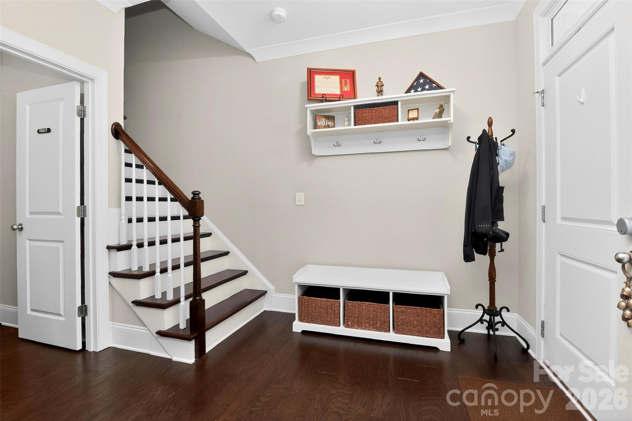 115 Mint Avenue D Property Photo 5
