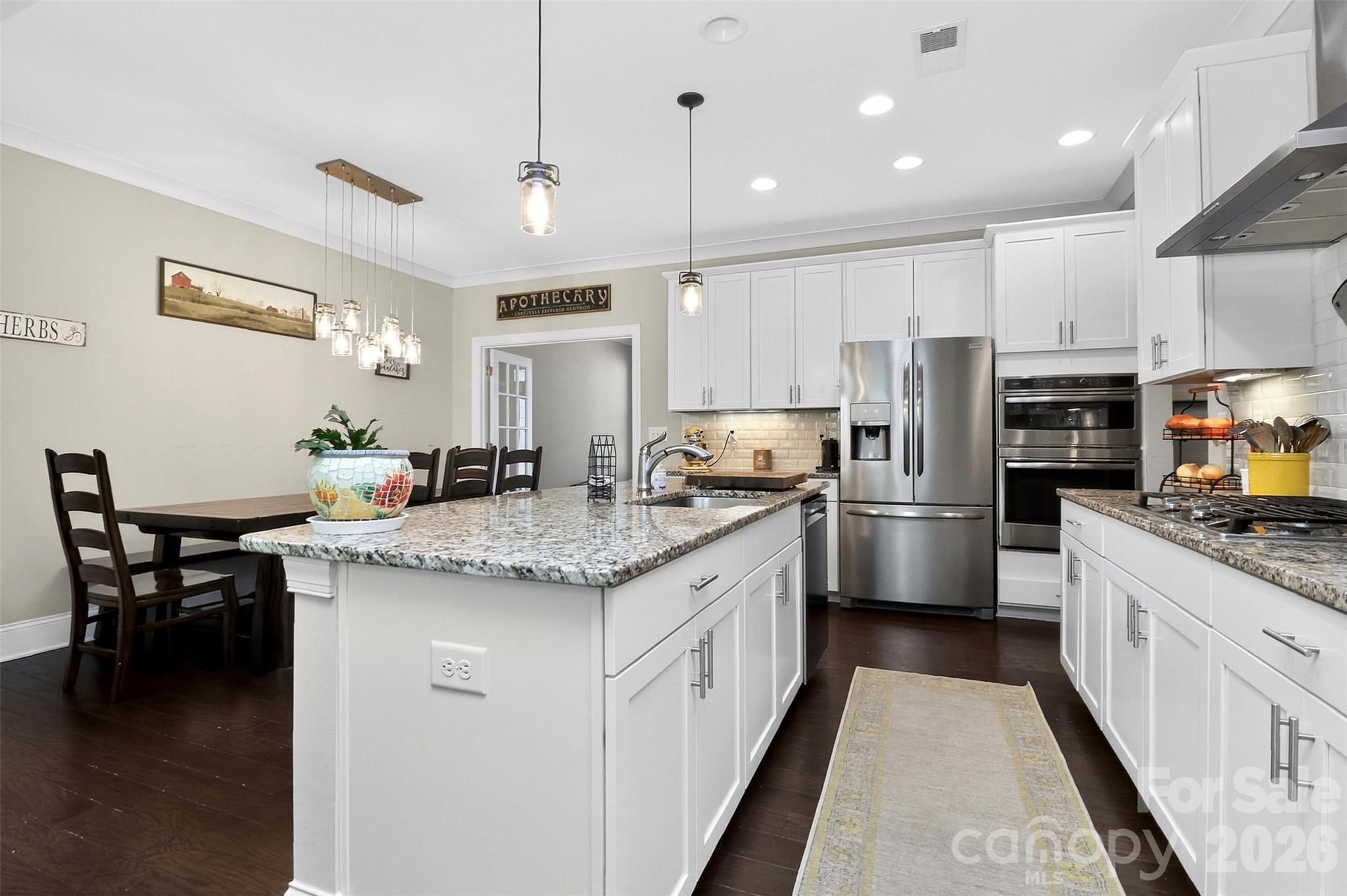 115 Mint Avenue D Property Photo 12
