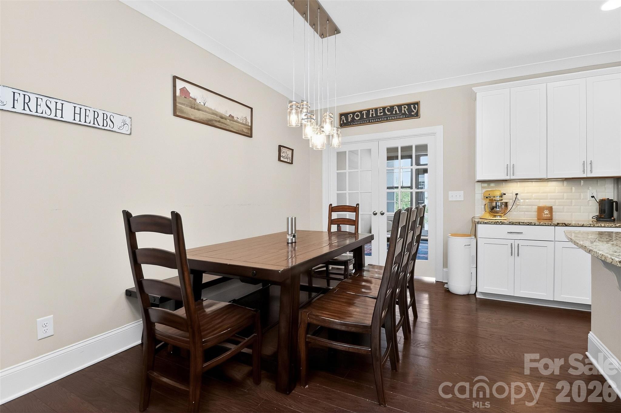 115 Mint Avenue D Property Photo 16