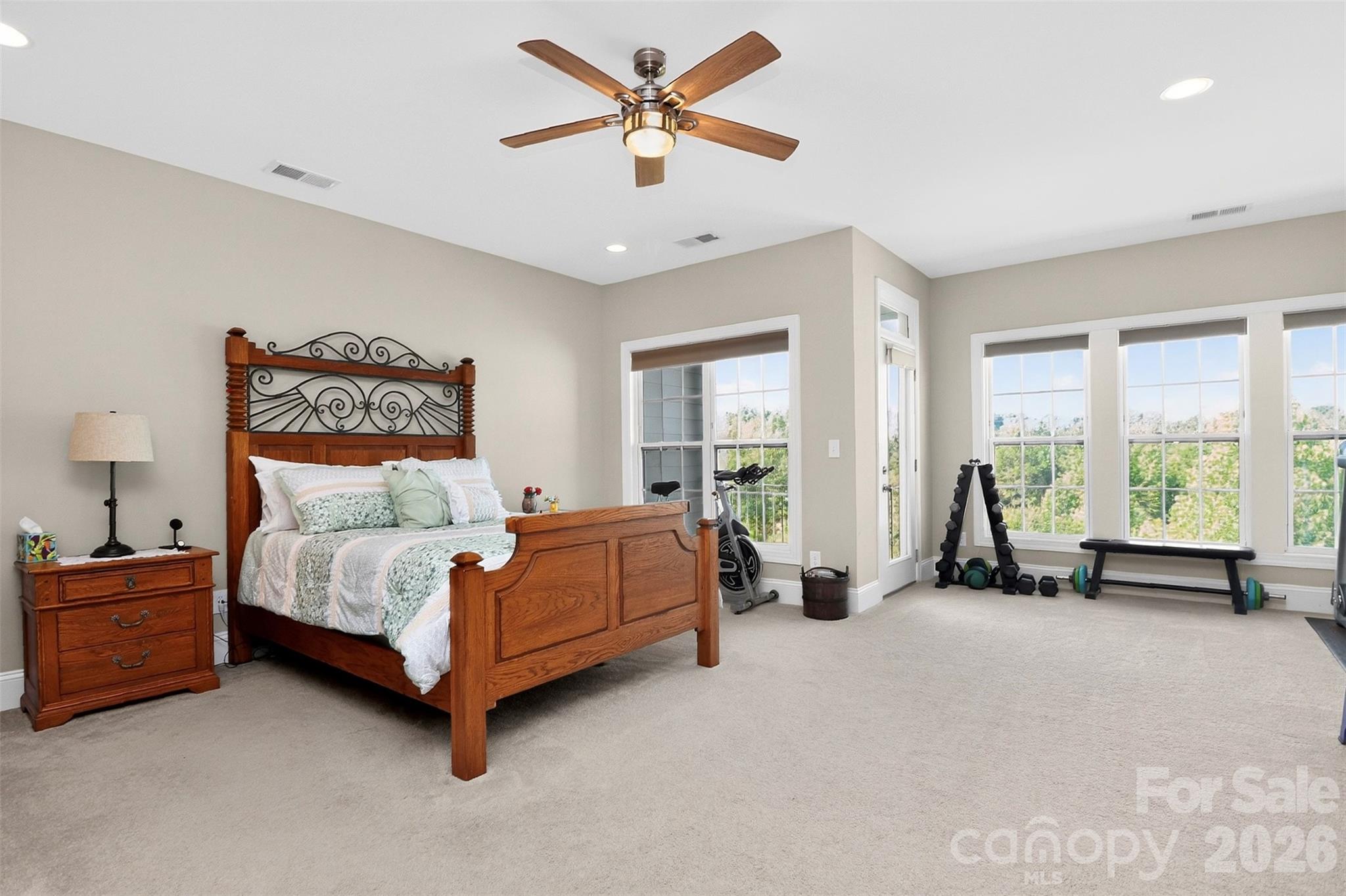 115 Mint Avenue D Property Photo 28