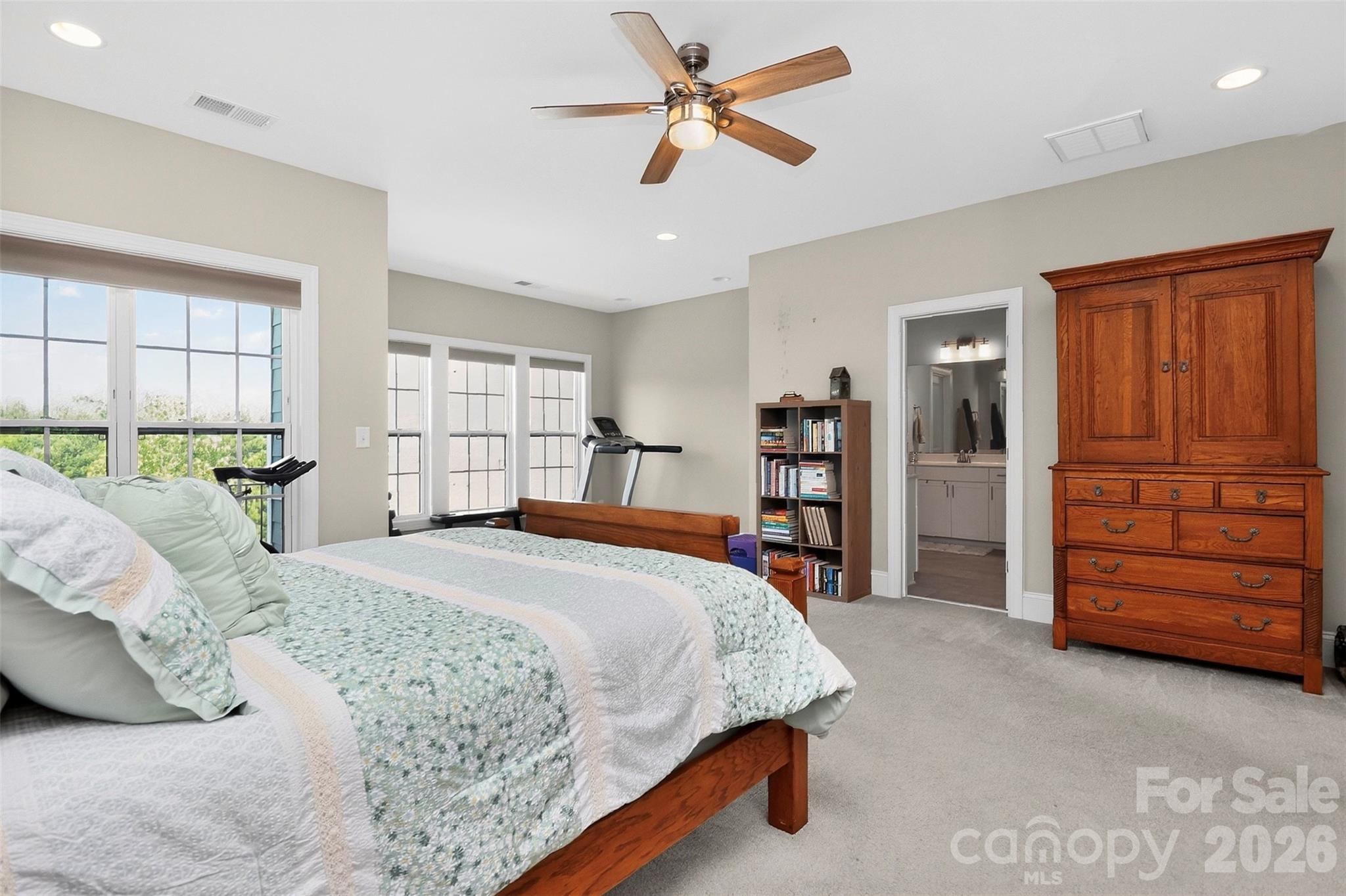 115 Mint Avenue D Property Photo 29