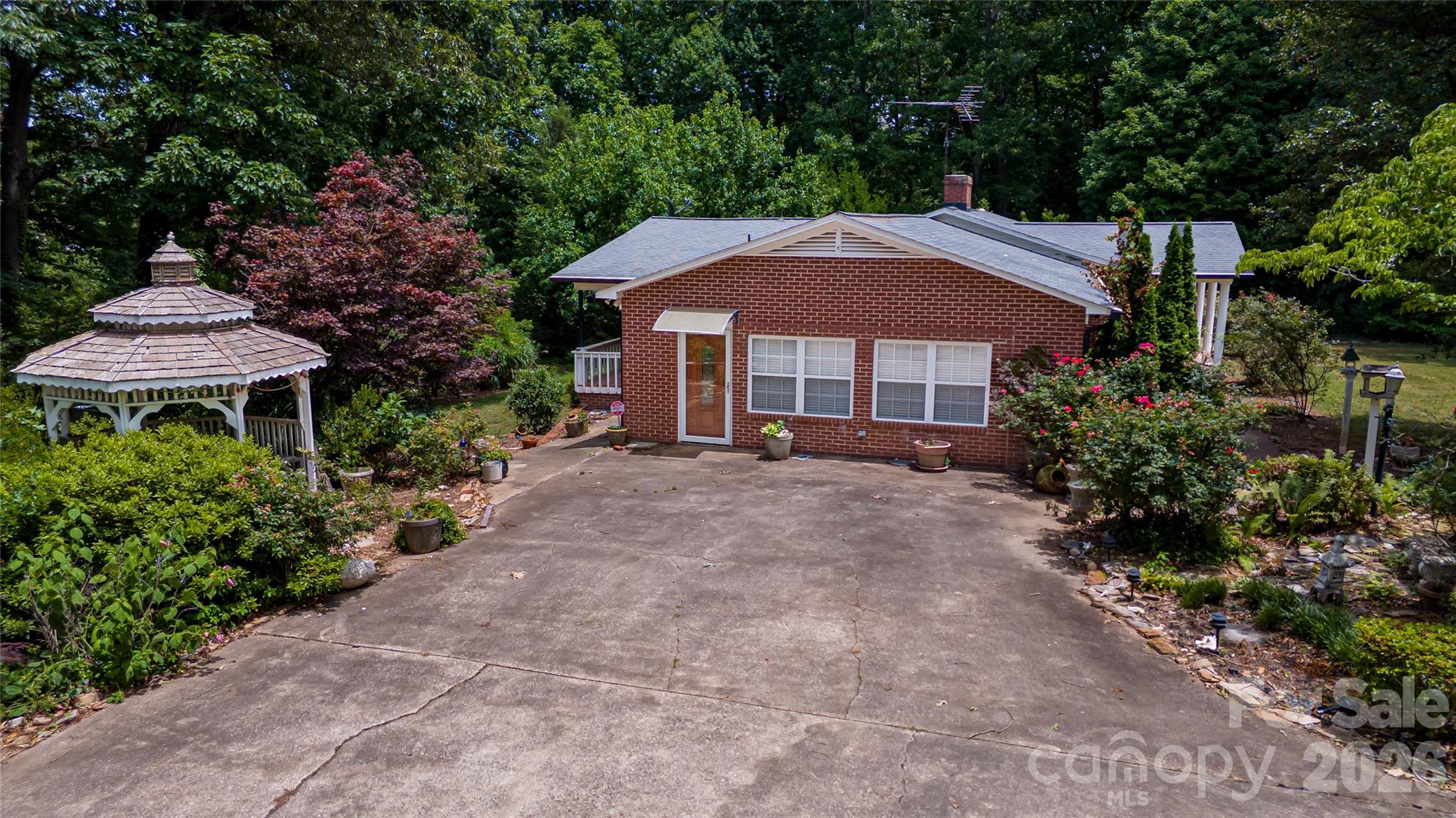6000 George Hildebran School Road Property Photo 7
