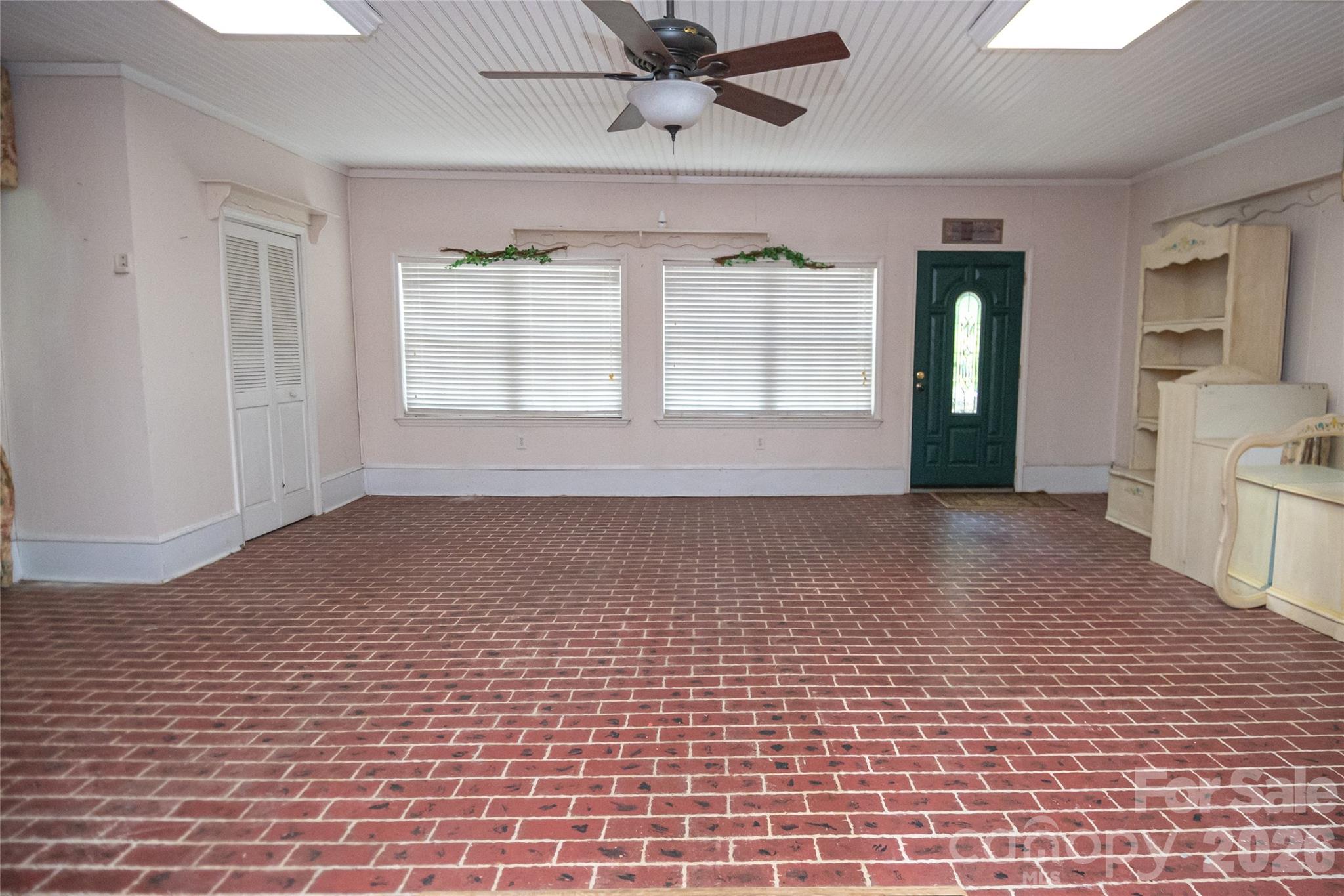 6000 George Hildebran School Road Property Photo 11