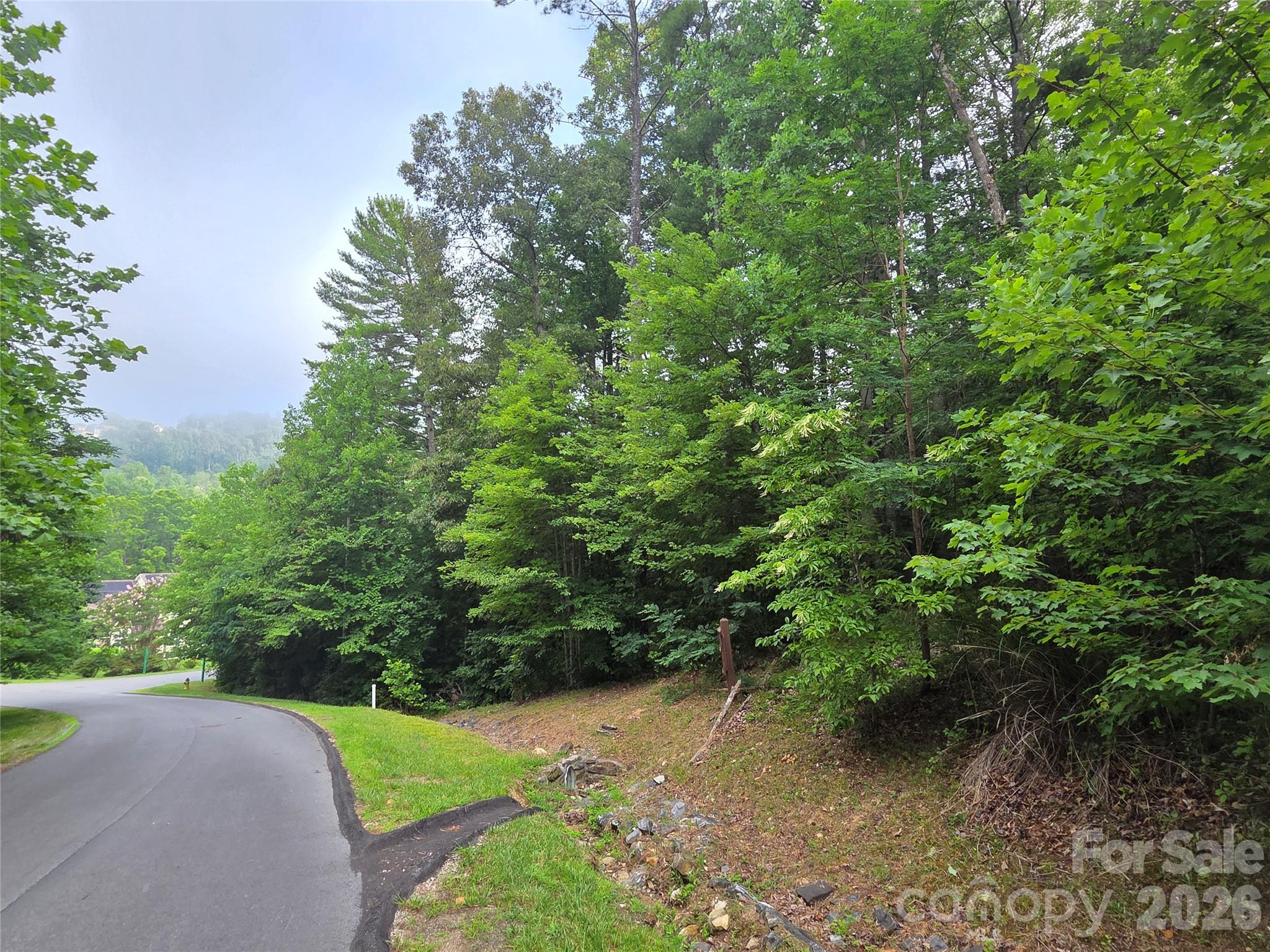 16 Courseview Drive Property Photo 1