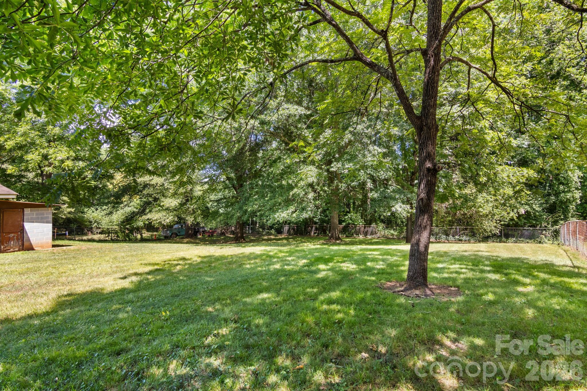 201 Peach Street Property Photo 6