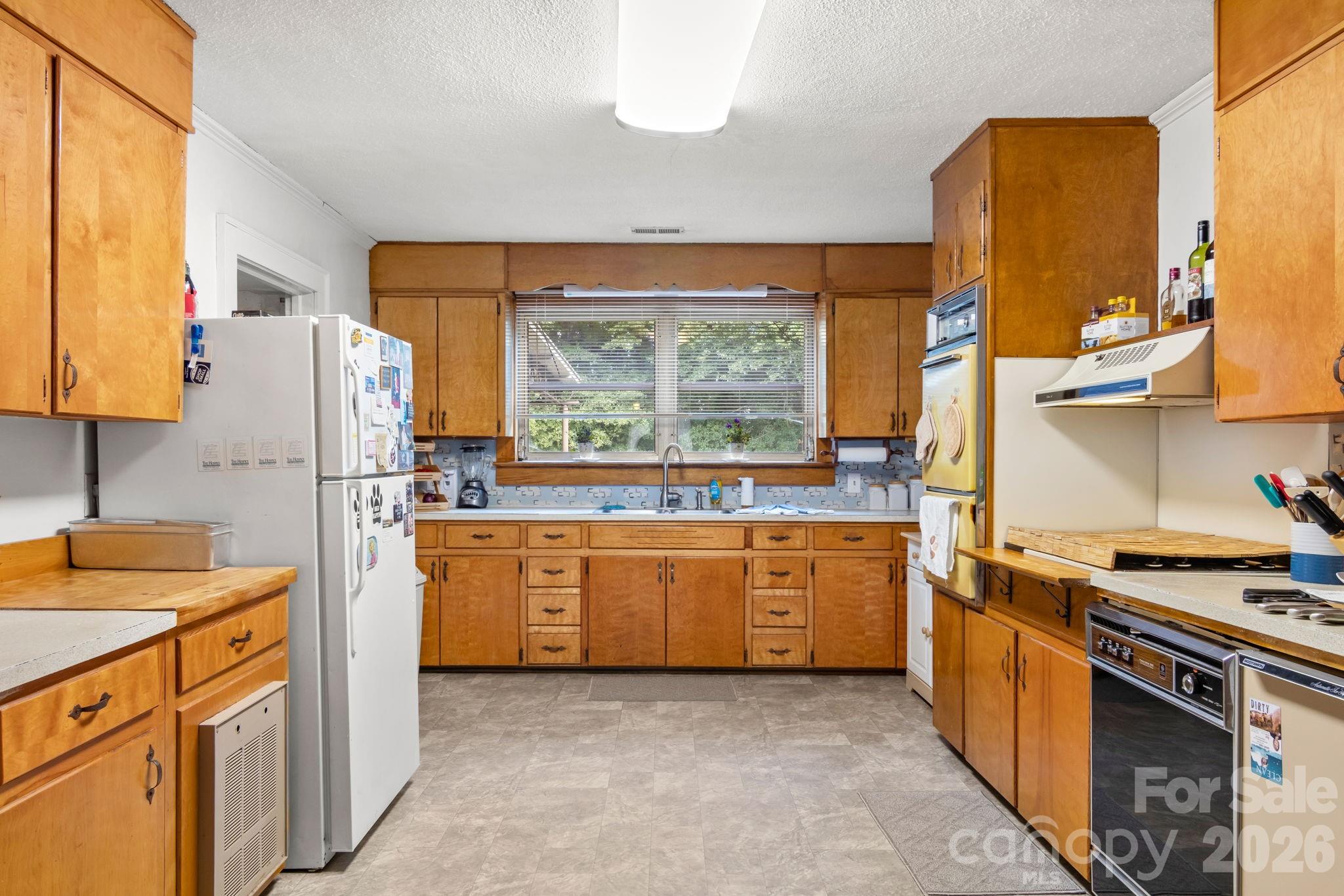 201 Peach Street Property Photo 15