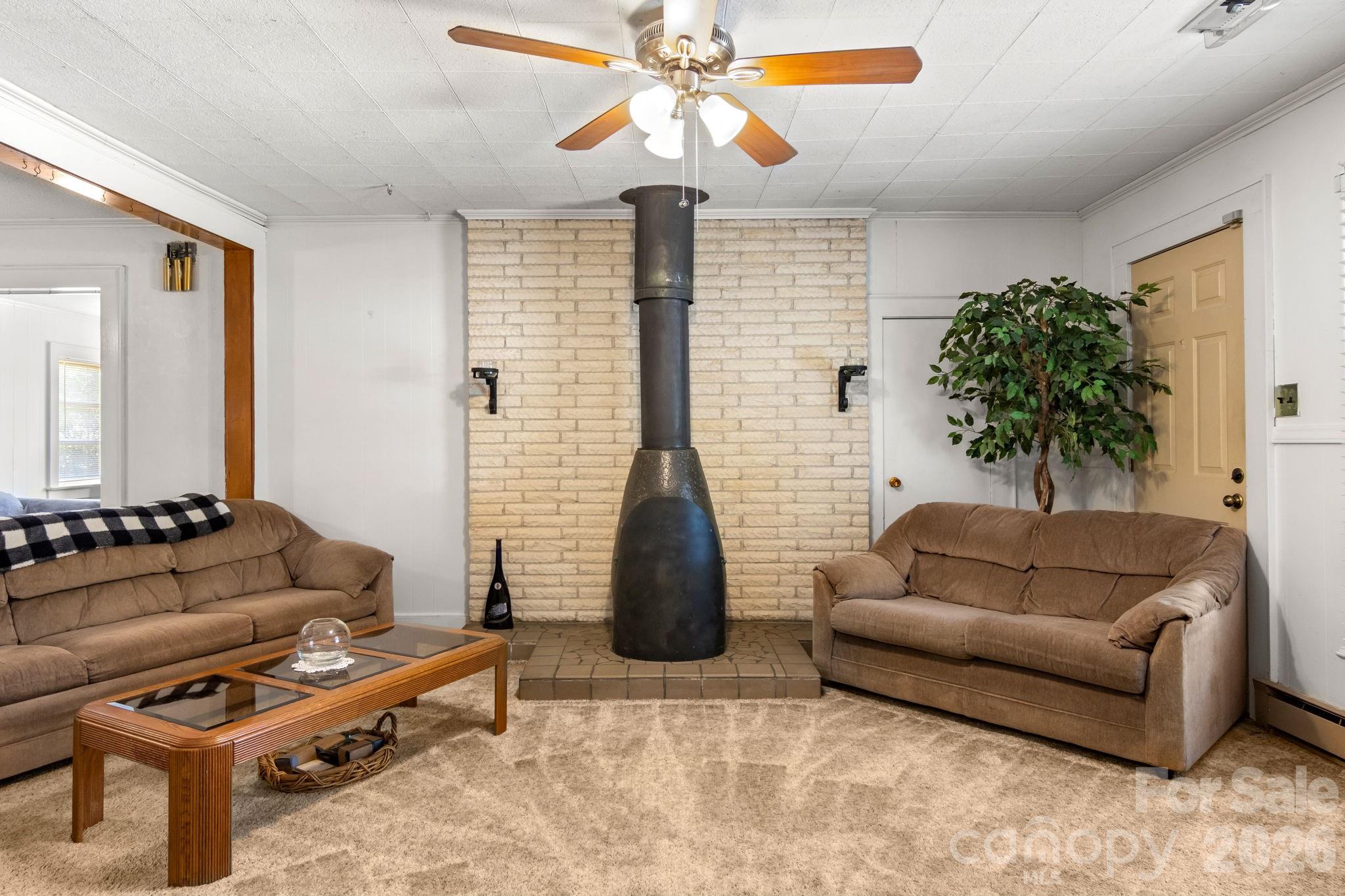 201 Peach Street Property Photo 17