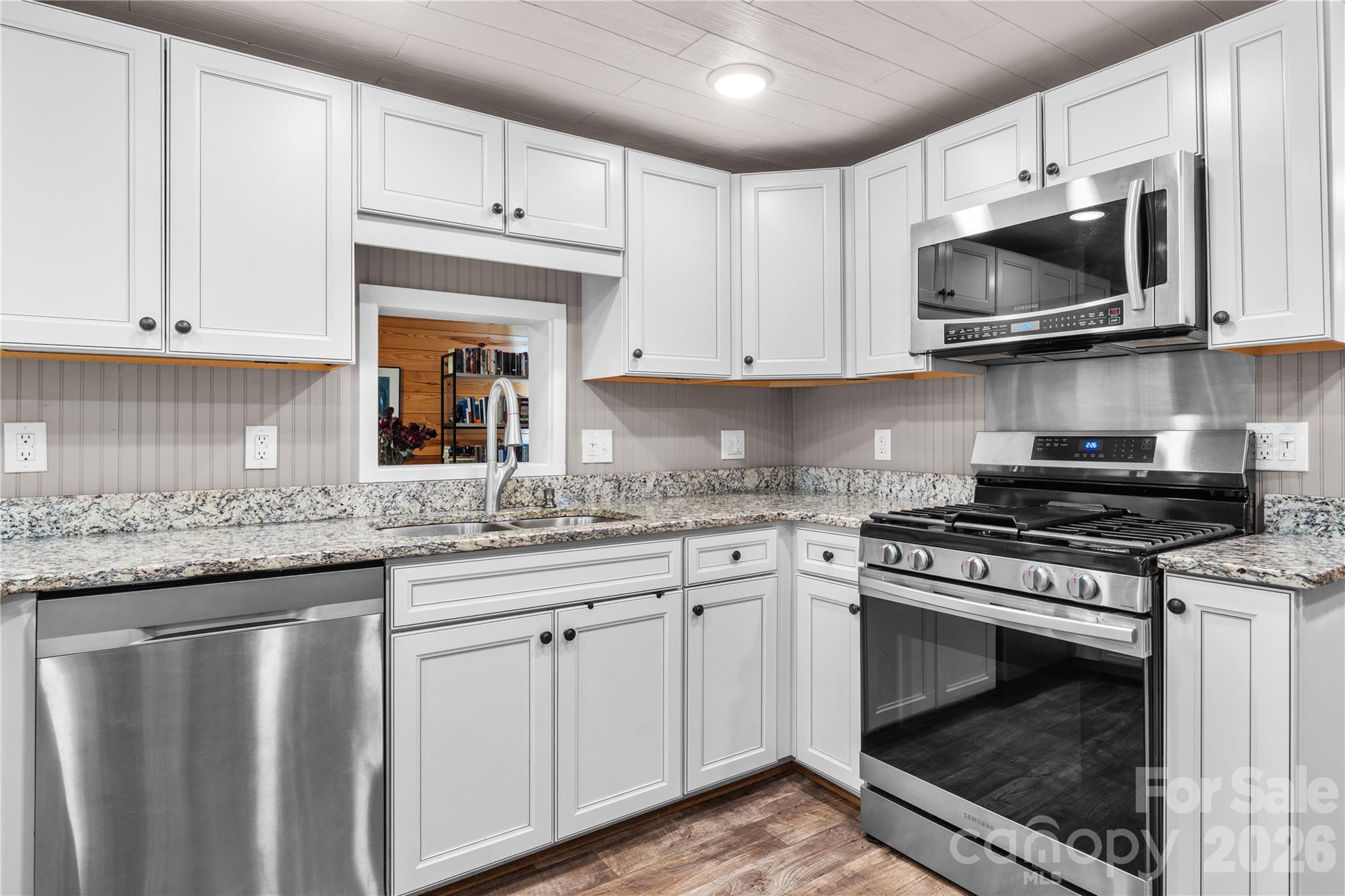 180 Longview Road Property Photo 9
