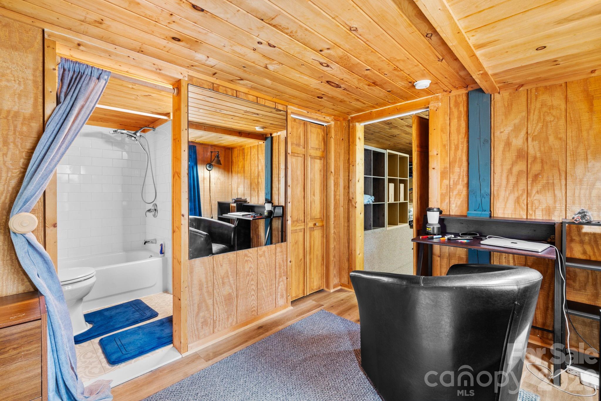 180 Longview Road Property Photo 21