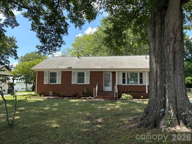 7644 Bramblewood Drive Property Photo 2