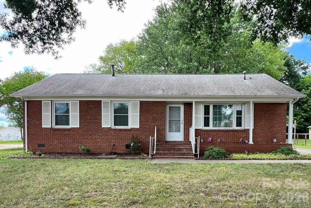 7644 Bramblewood Drive Property Photo 4