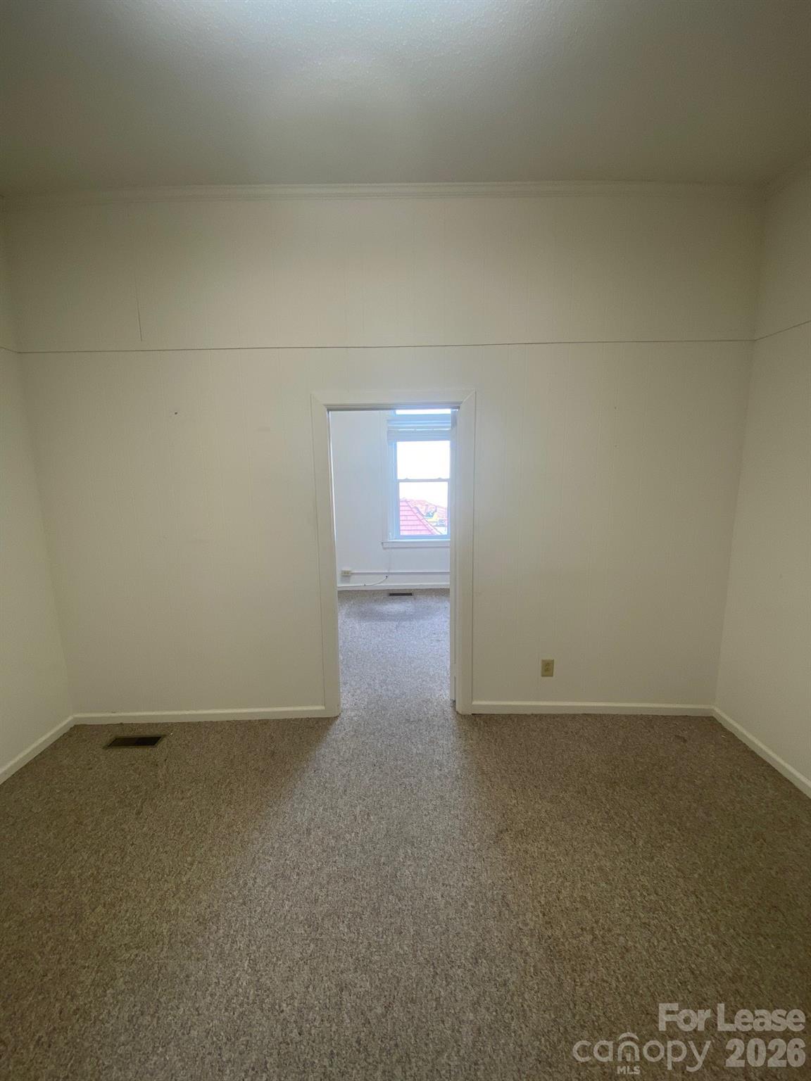 107-c E Wade Street Property Photo 6
