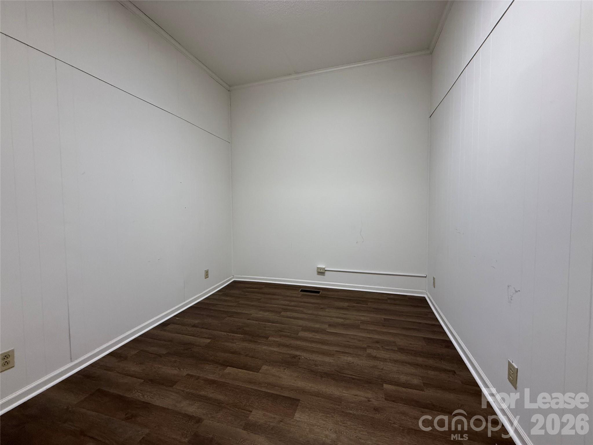 107-c E Wade Street Property Photo 10