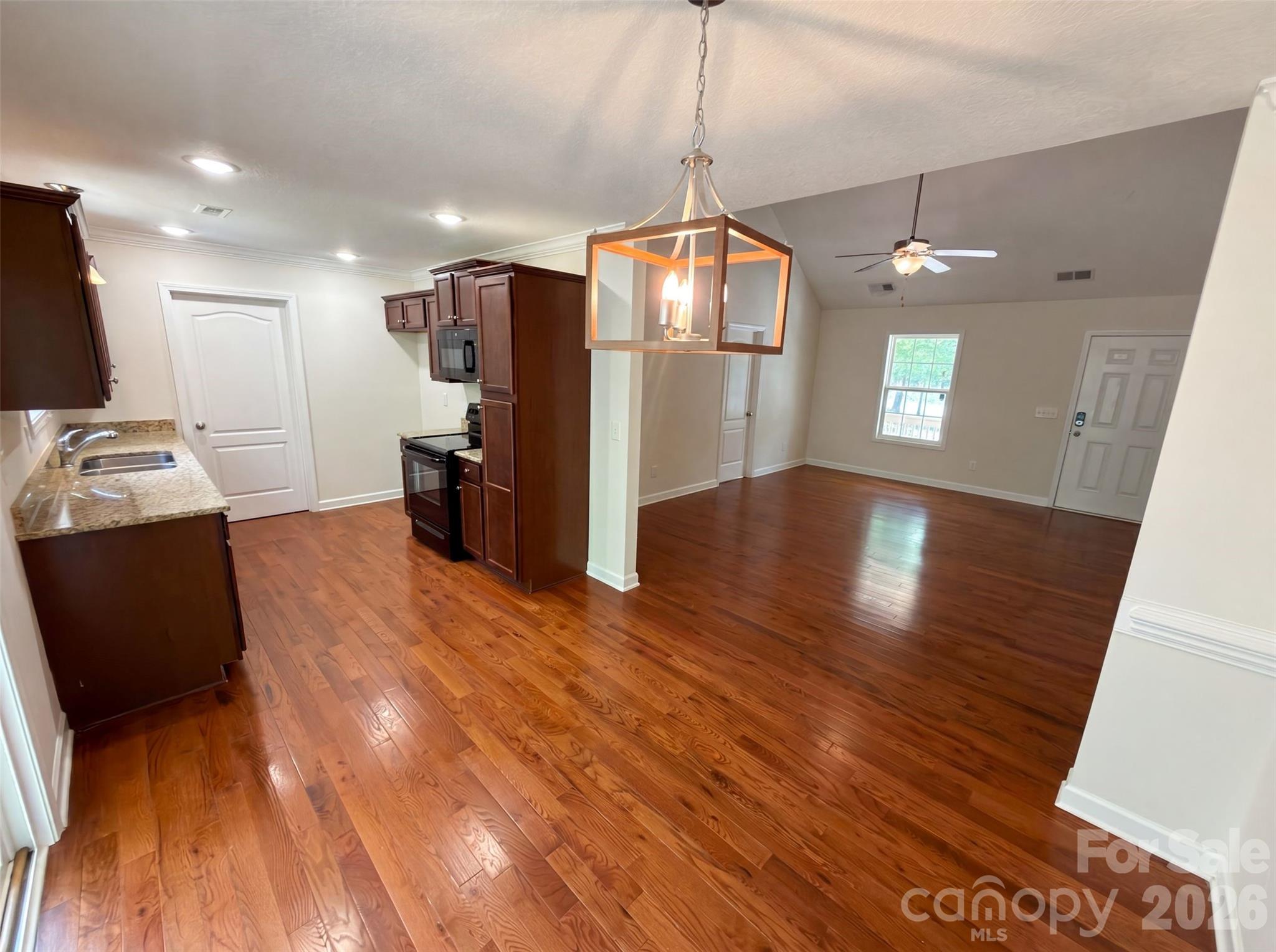 494 Hall Spencer Road Property Photo 2