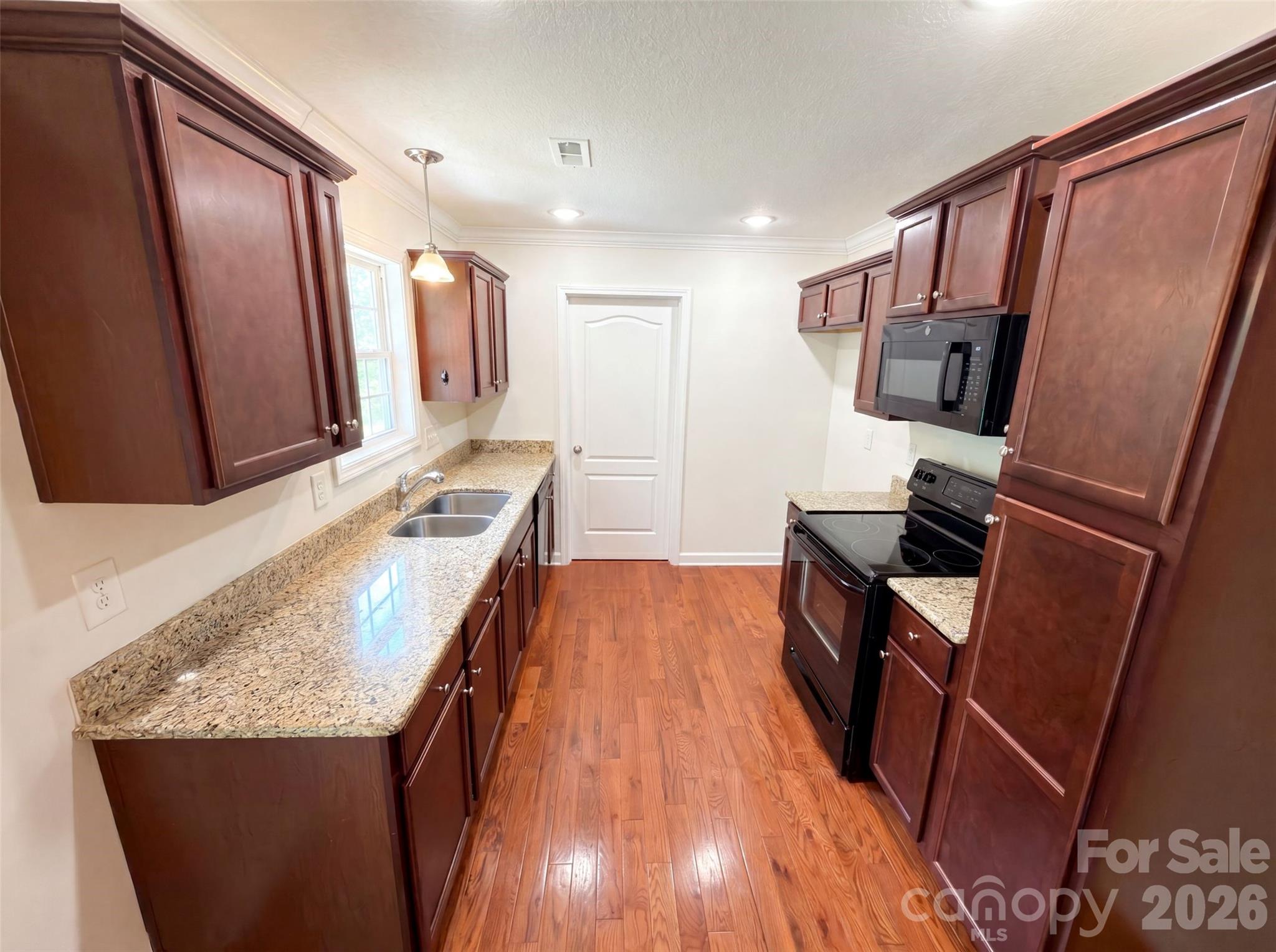494 Hall Spencer Road Property Photo 12