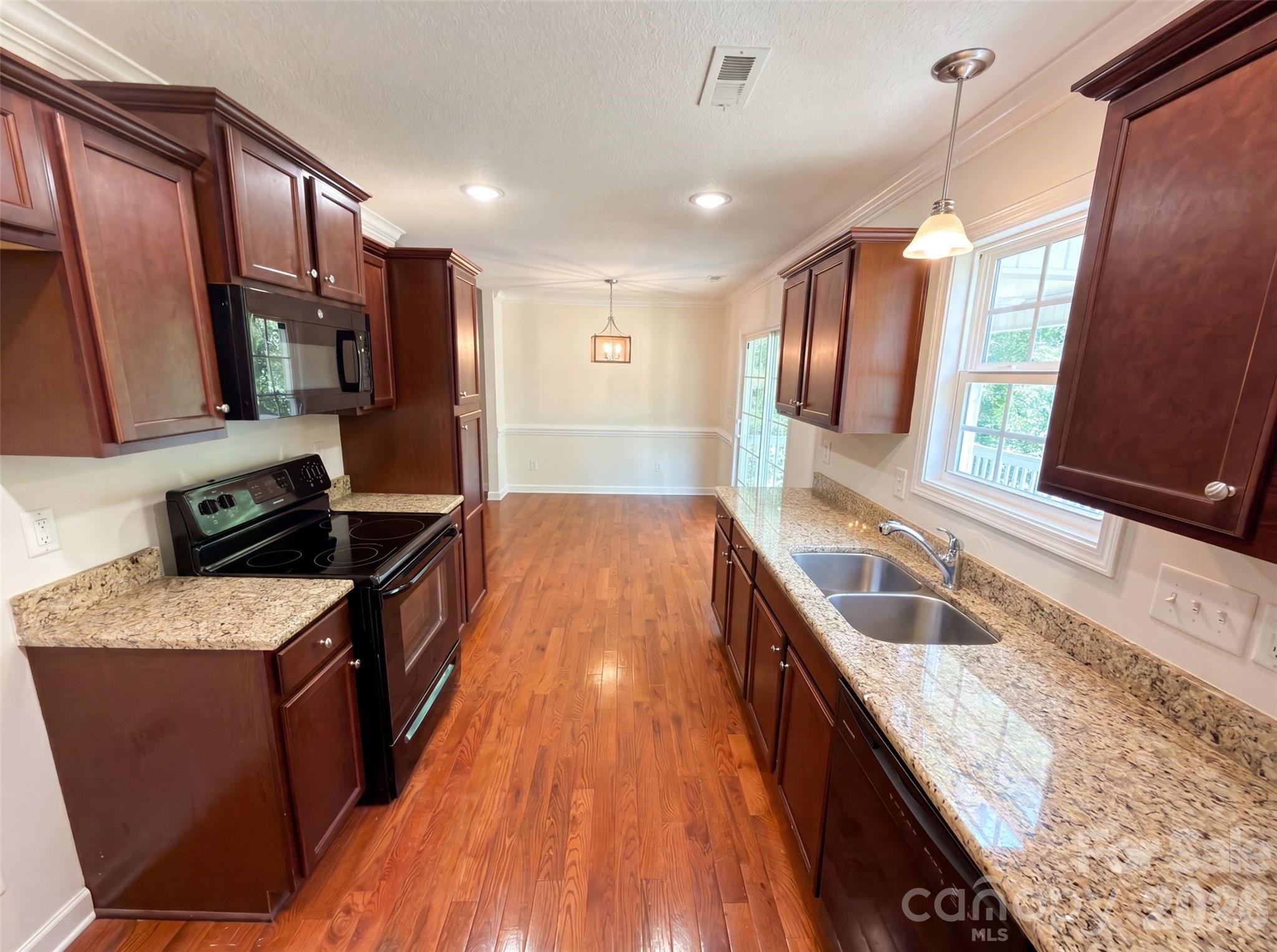 494 Hall Spencer Road Property Photo 13