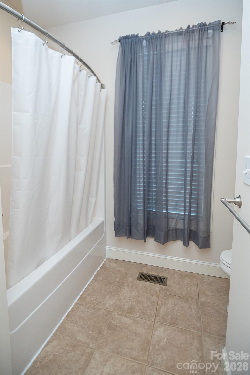 117 Beechmont Drive Property Photo 33