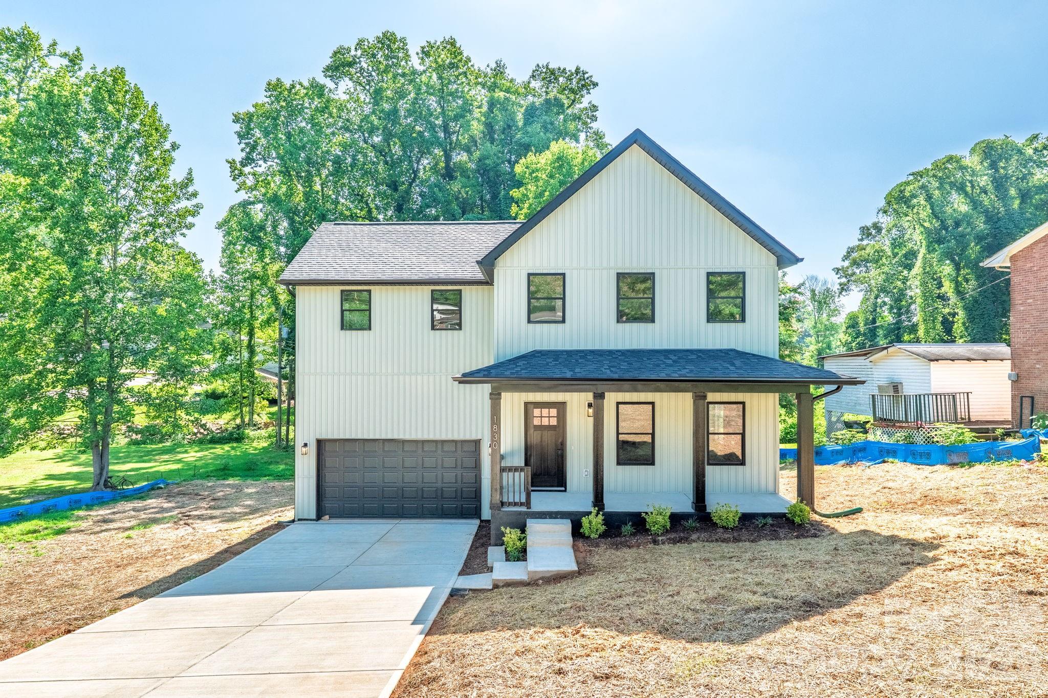 1830 31st Street Property Photo 1