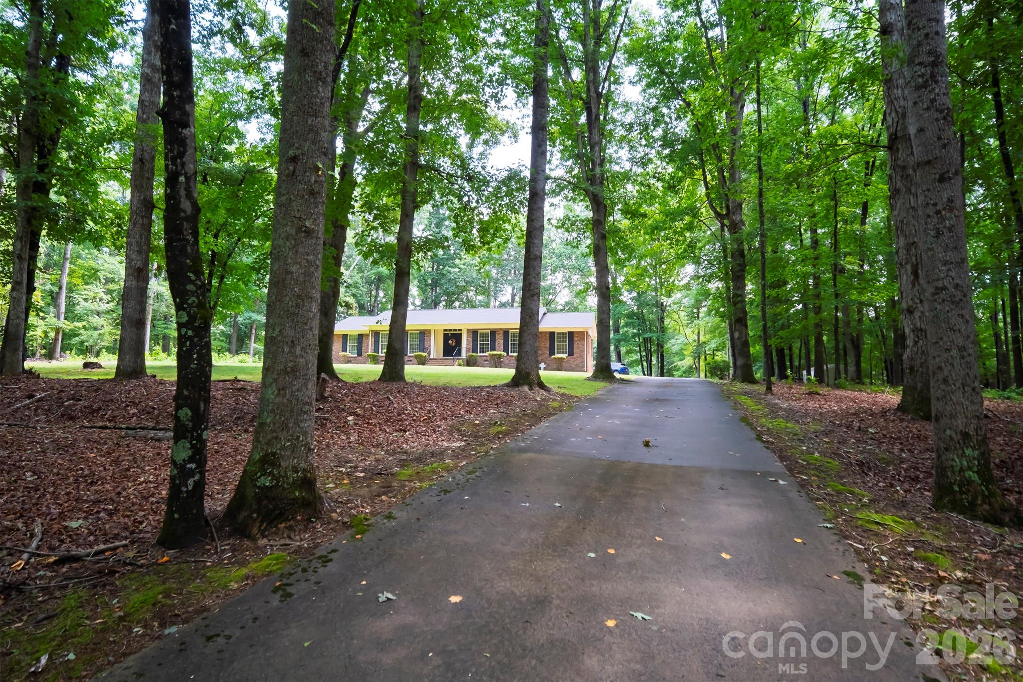 607 Bethany Road Property Photo 3