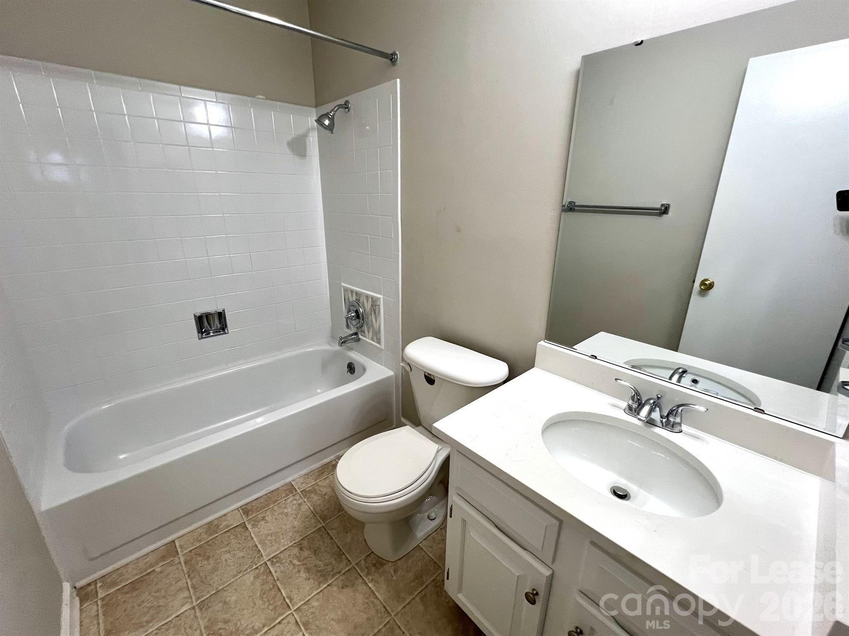1600 Sharon Road 4 Property Photo 12