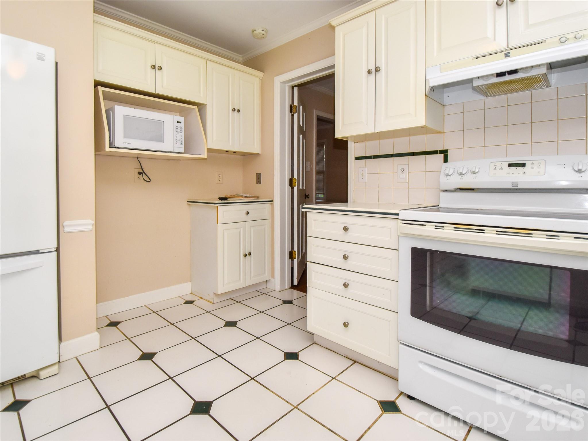 792 Reaford Road Property Photo 17
