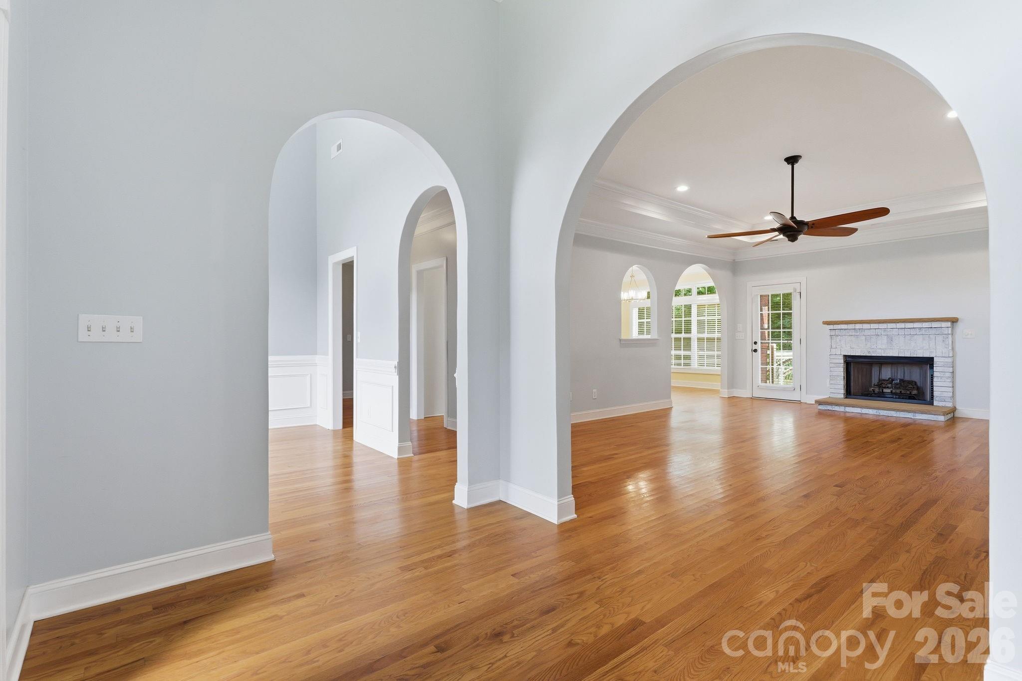 1366 Crown Ridge Drive Property Photo 4