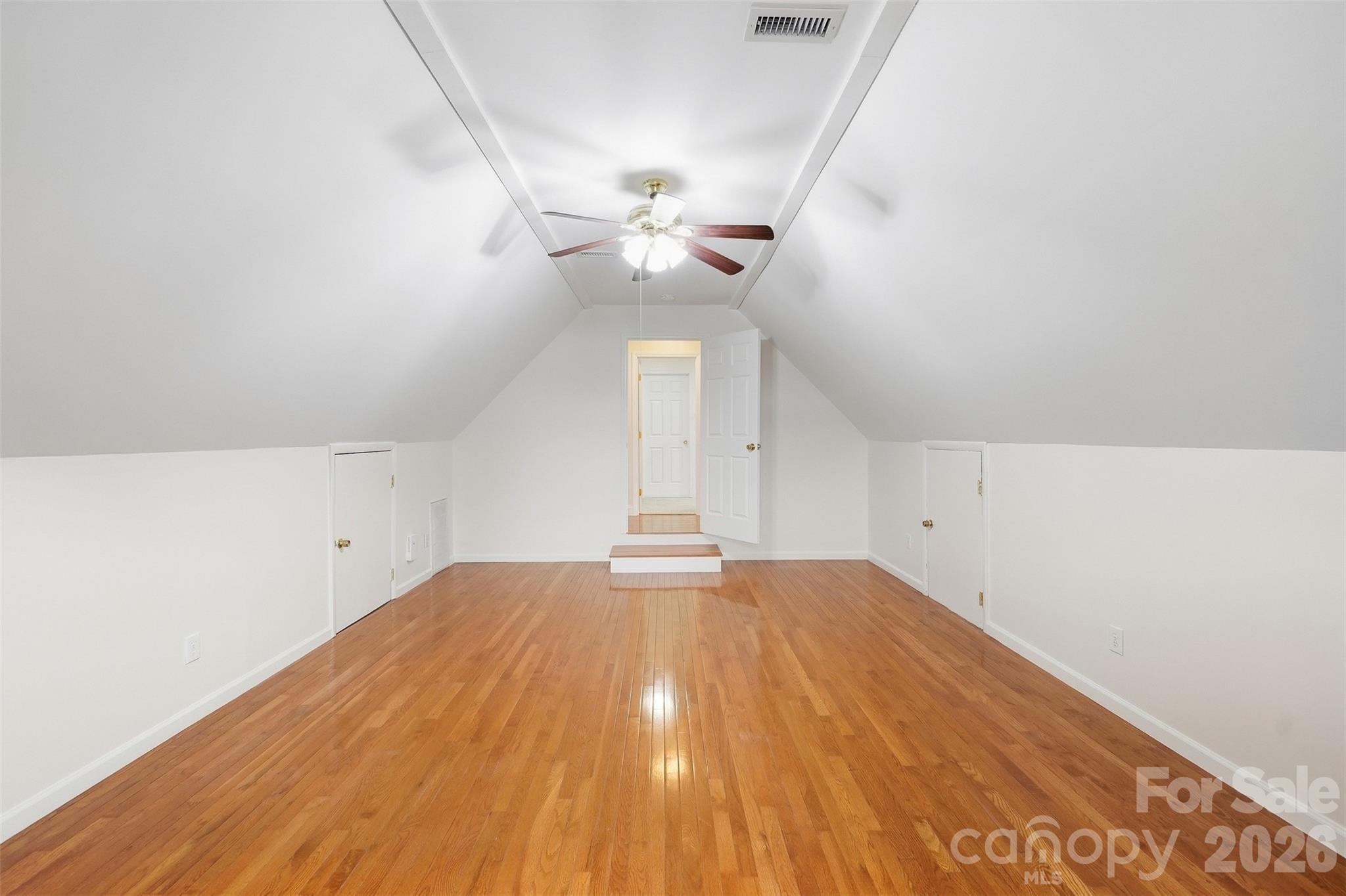 1366 Crown Ridge Drive Property Photo 29