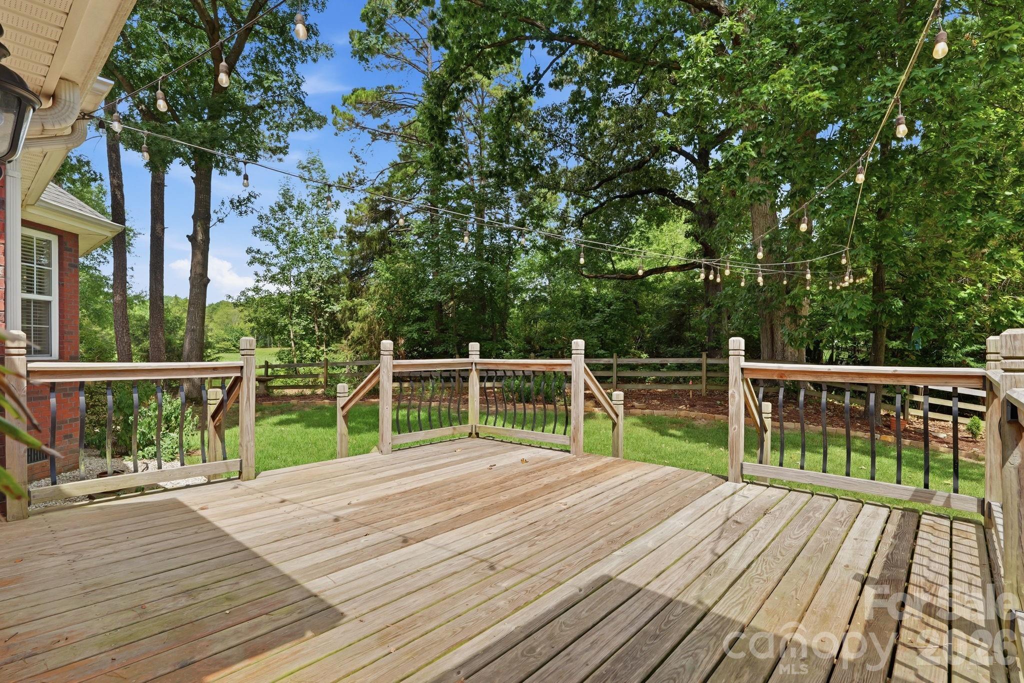 1366 Crown Ridge Drive Property Photo 37