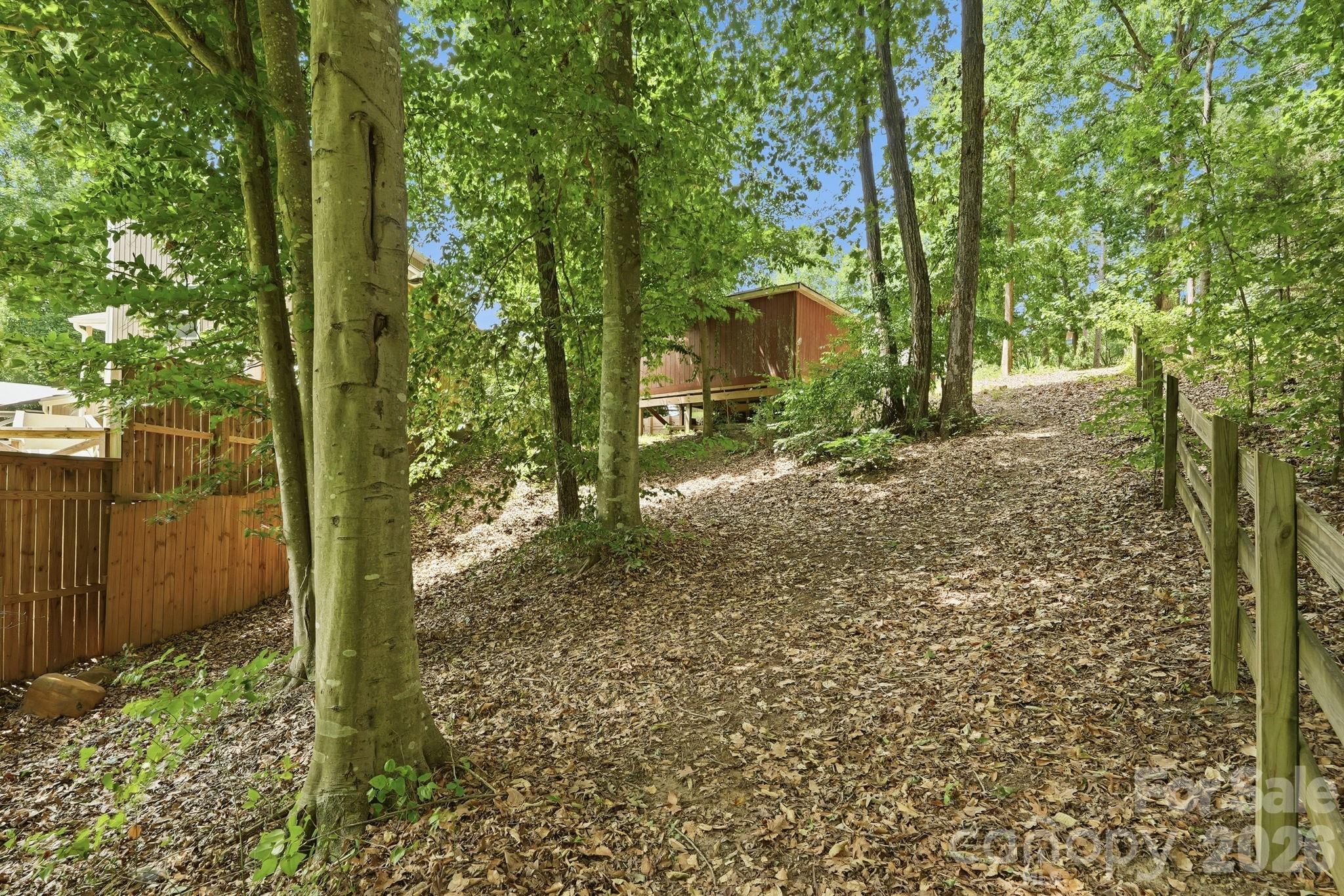 1366 Crown Ridge Drive Property Photo 42