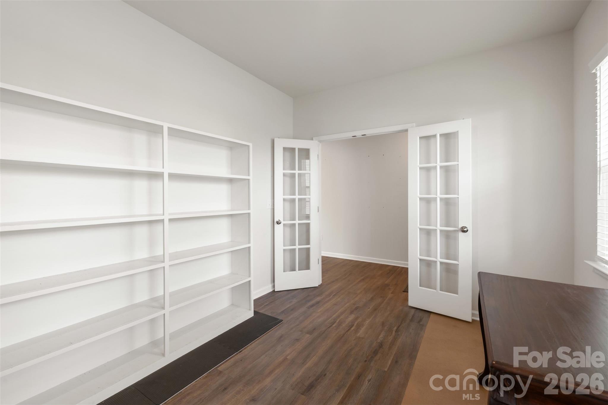 3307 Sand Post Oak Court Property Photo 6