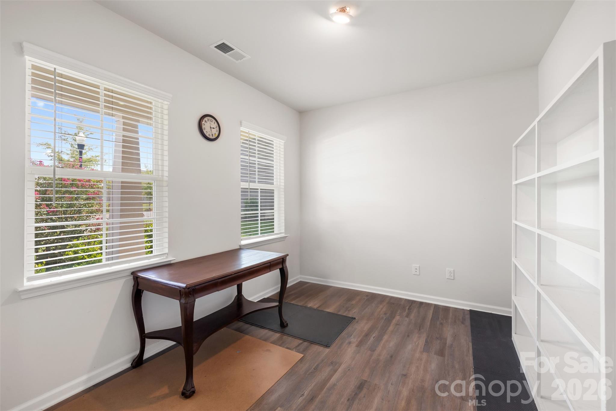 3307 Sand Post Oak Court Property Photo 7