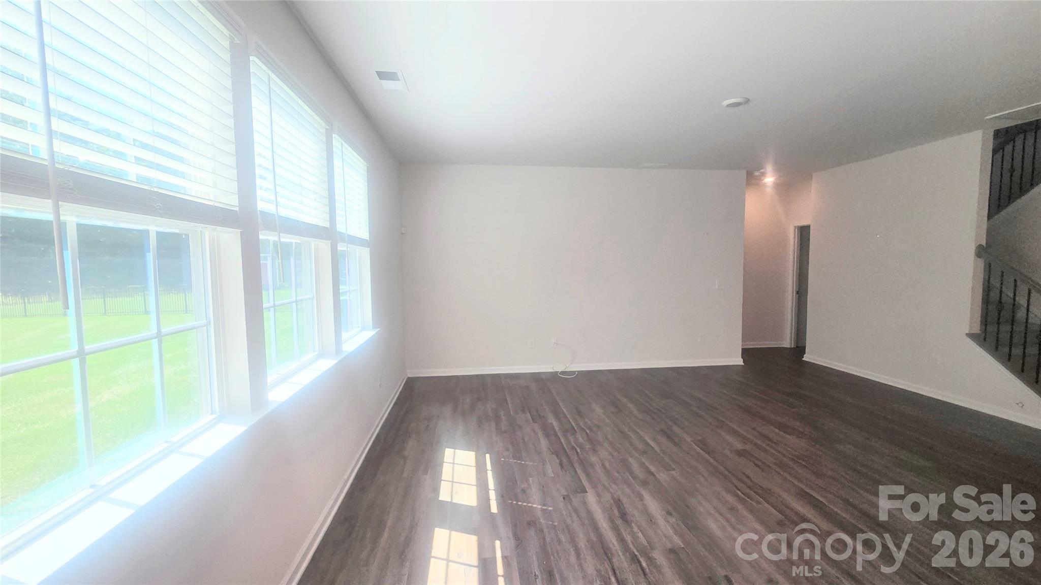 3307 Sand Post Oak Court Property Photo 8