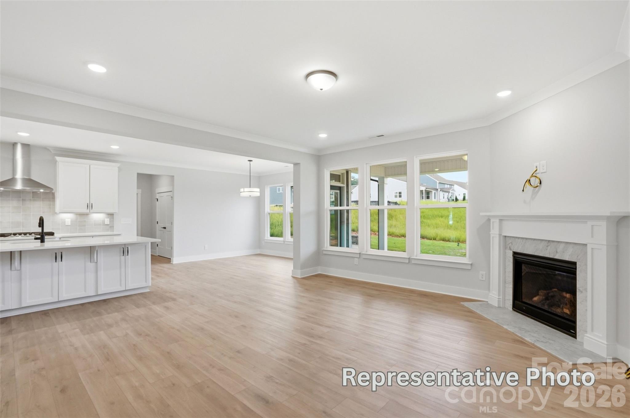 2215 Caravan Lane Property Photo 11