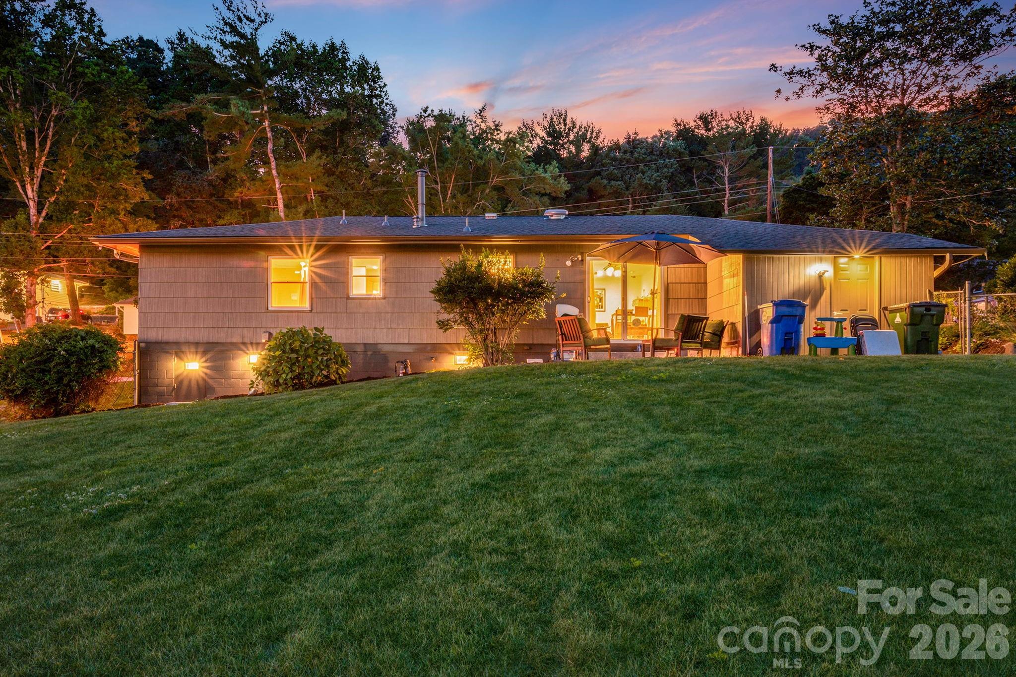 5 Hillview Road Property Photo 2