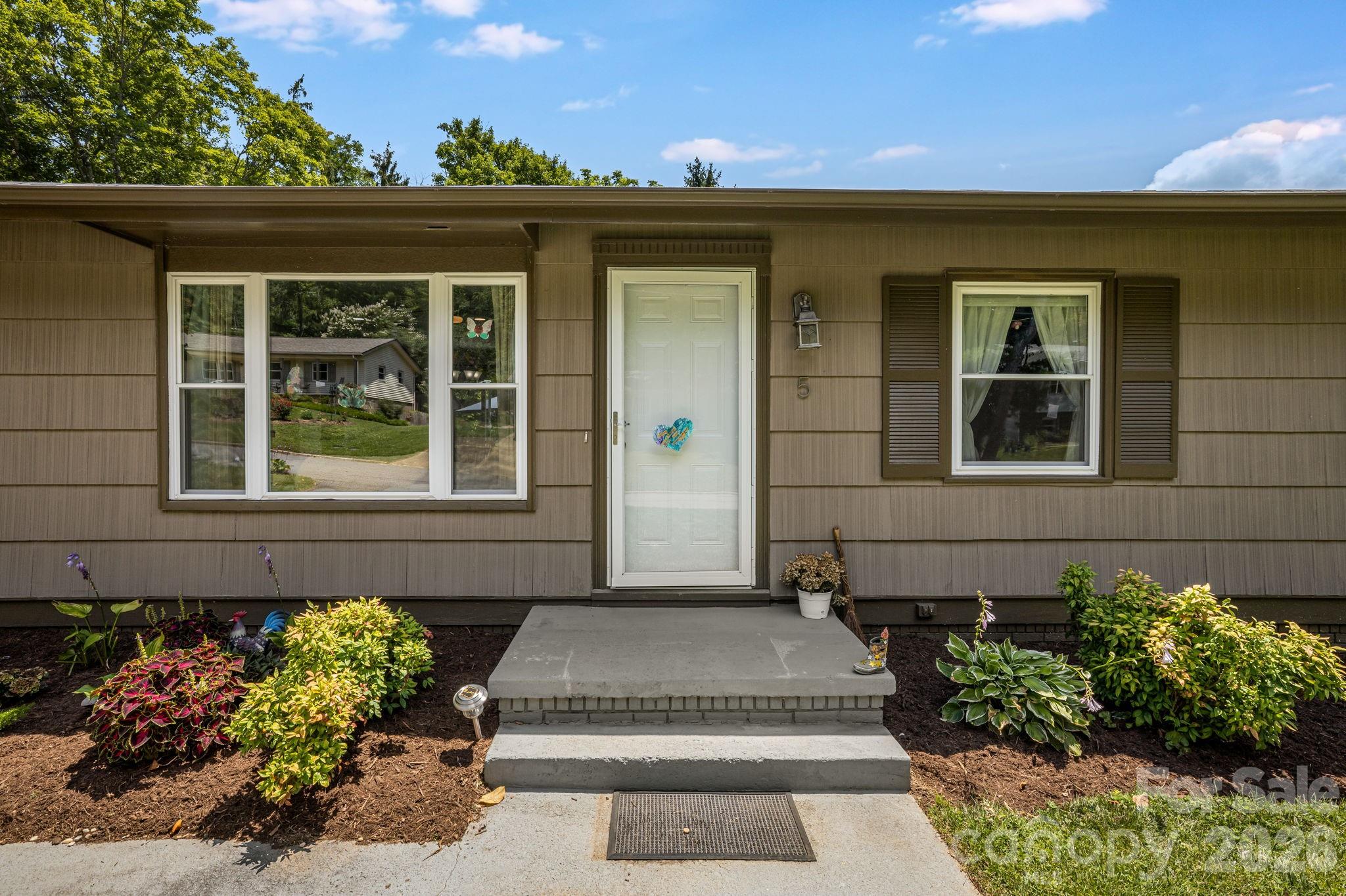 5 Hillview Road Property Photo 5
