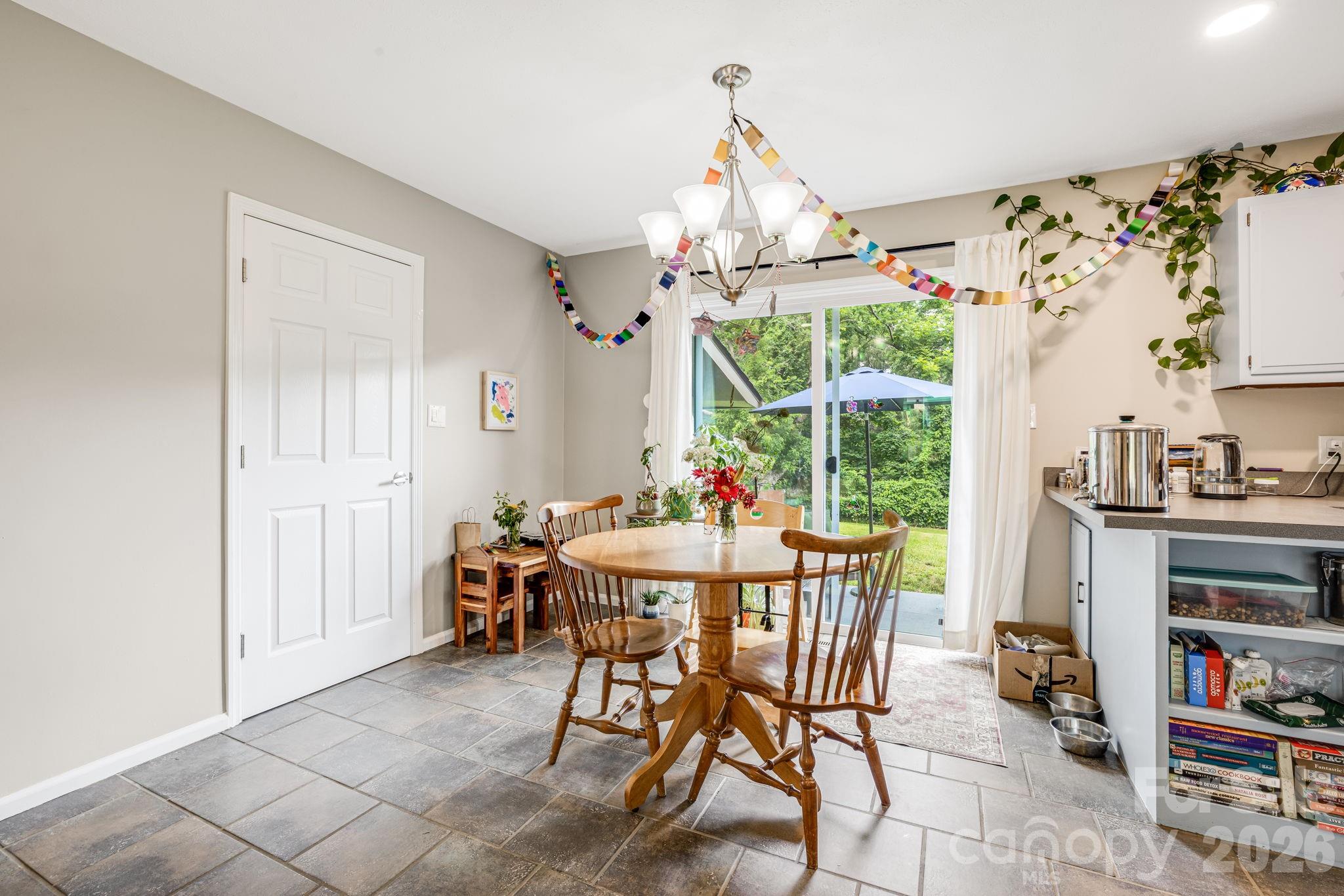 5 Hillview Road Property Photo 10
